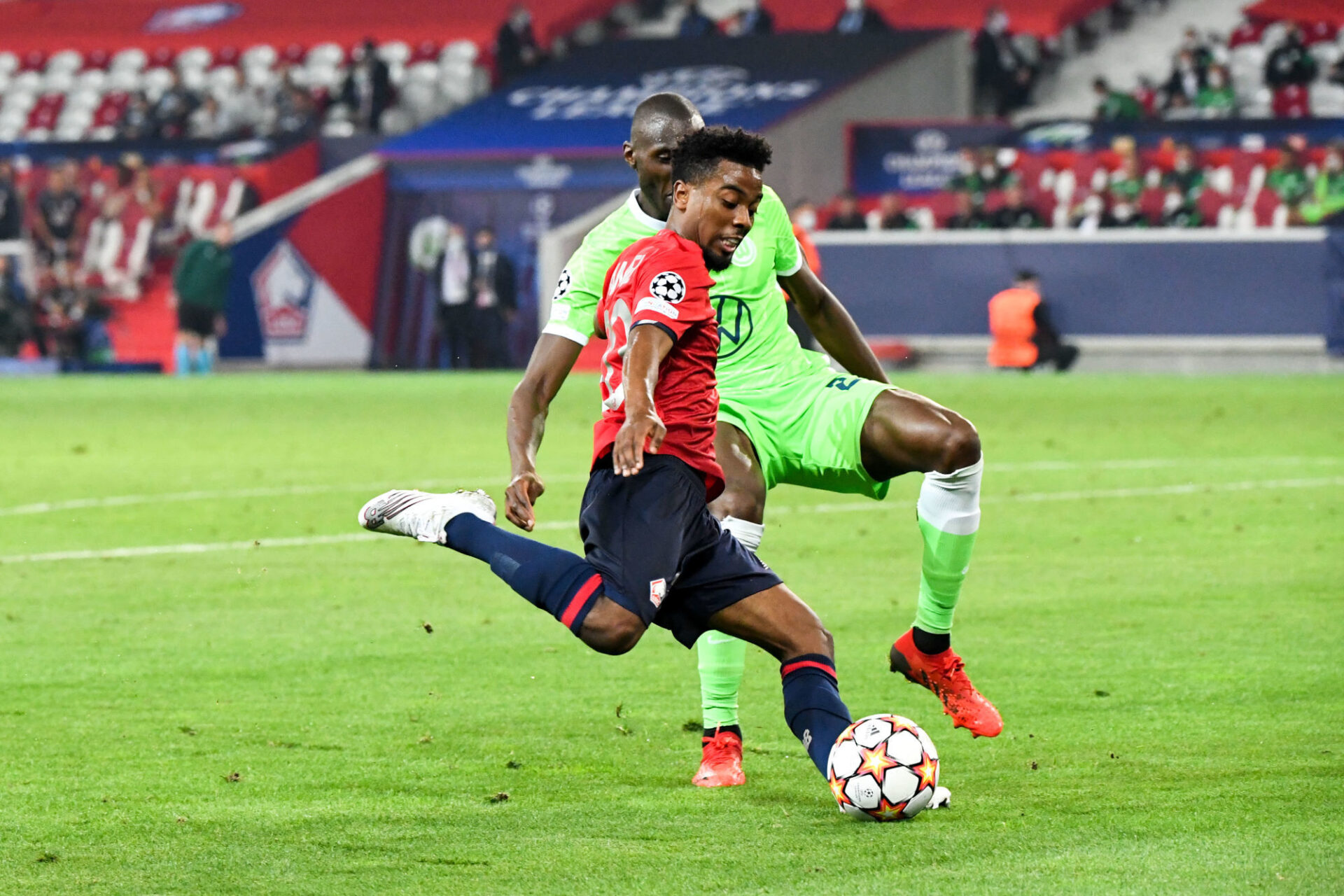 Maxence Lacroix (Wolfsburg) et Jonathan David (LOSC) vont se recroiser après le 0-0 du match aller. Icon Sport Maxence Lacroix (Wolfsburg) et Jonathan David (LOSC) vont se recroiser après le 0-0 du match aller. Icon Sport
