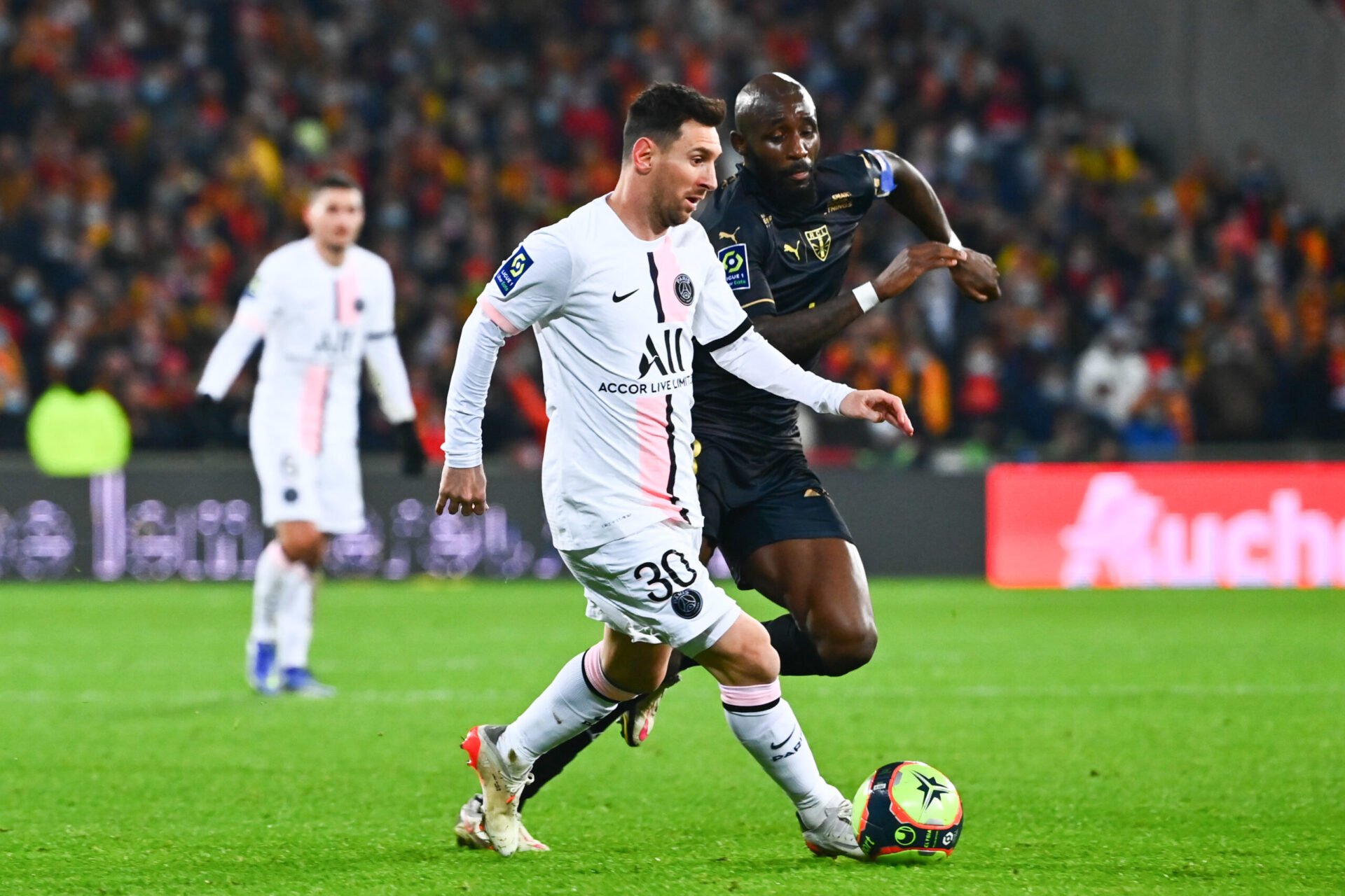 Messi en duel avec Fofana (iconsport)
