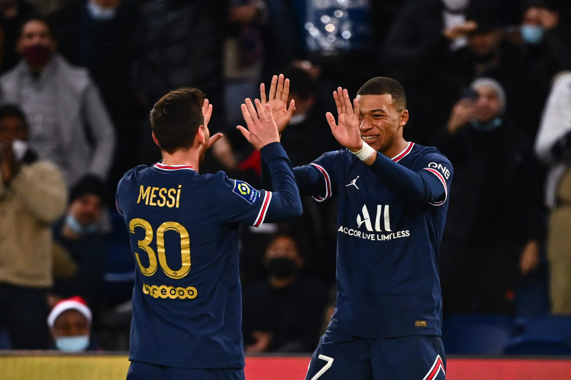 Le PSG sera confront&eacute; au Real Madrid en huiti&egrave;me de finale de Ligue des champions. Icon Sport