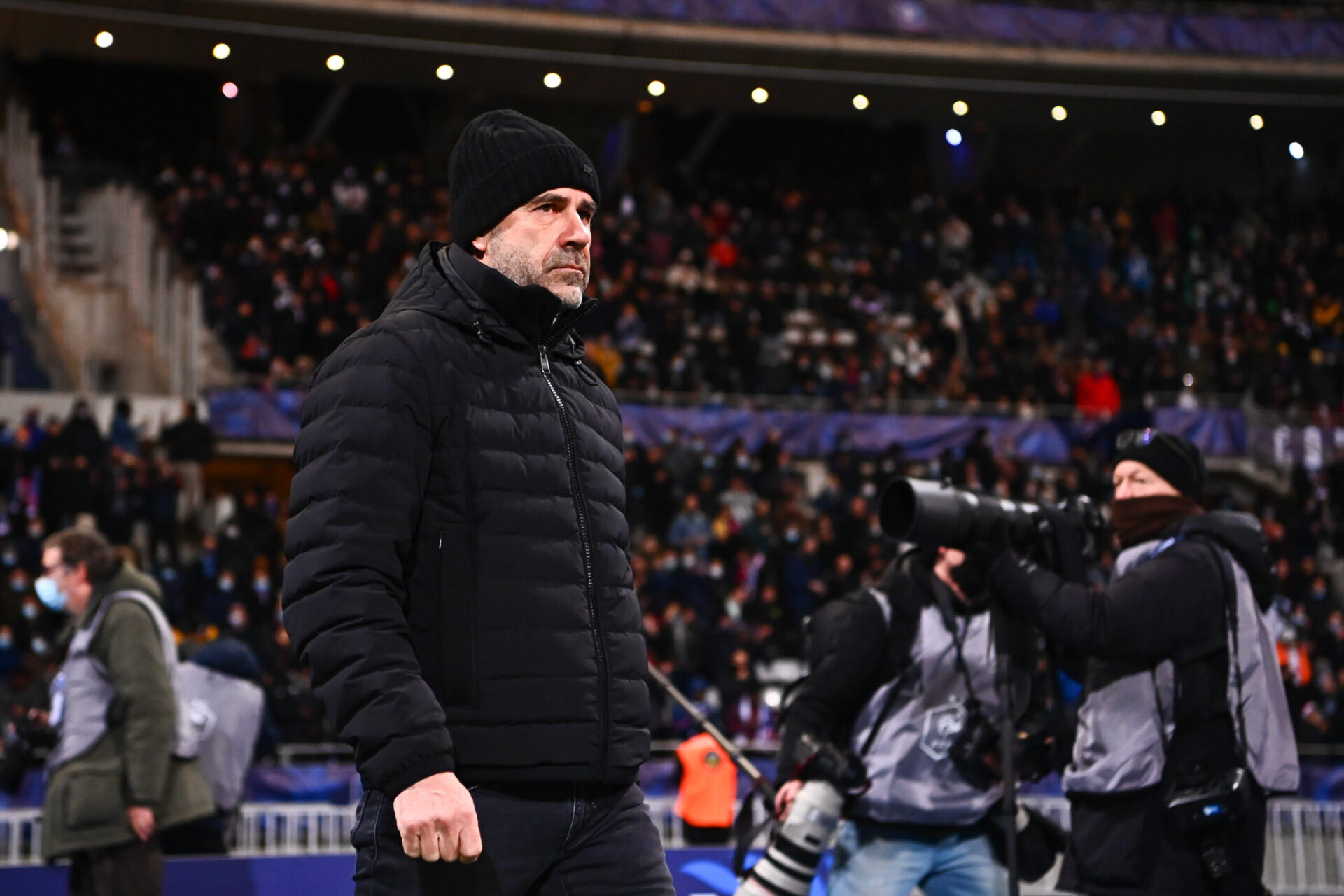 Peter Bosz sur le banc de l'OL (iconsport)