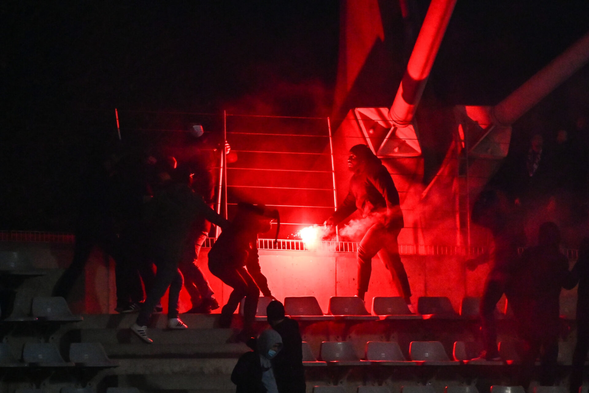 Des ultras parisiens à l'origine des débordements de Paris FC-OL ? (Icon Sport) Des ultras parisiens à l'origine des débordements de Paris FC-OL ? (Icon Sport)