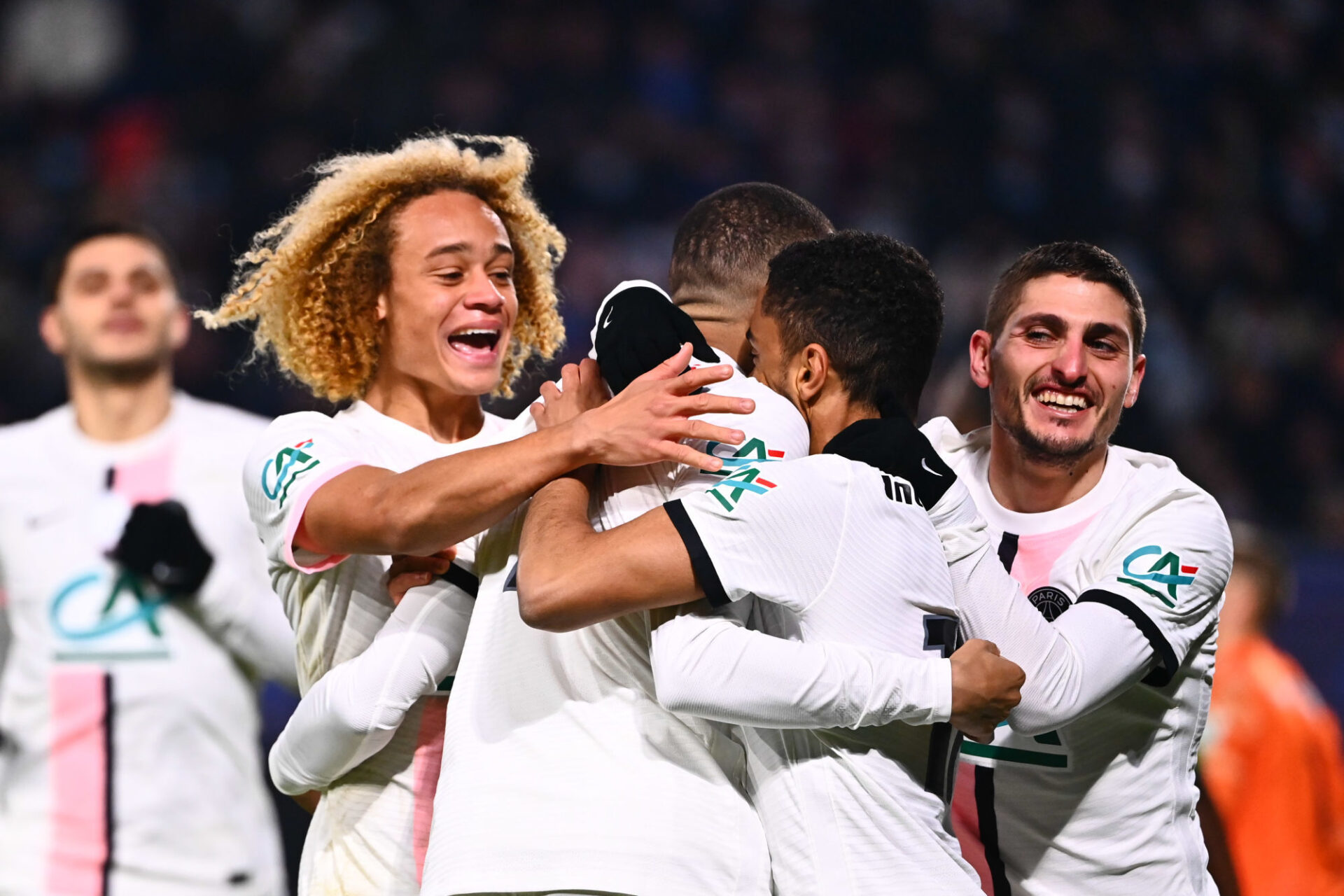 Xavi Simons aux anges lors de la victoire du PSG. Icon Sport