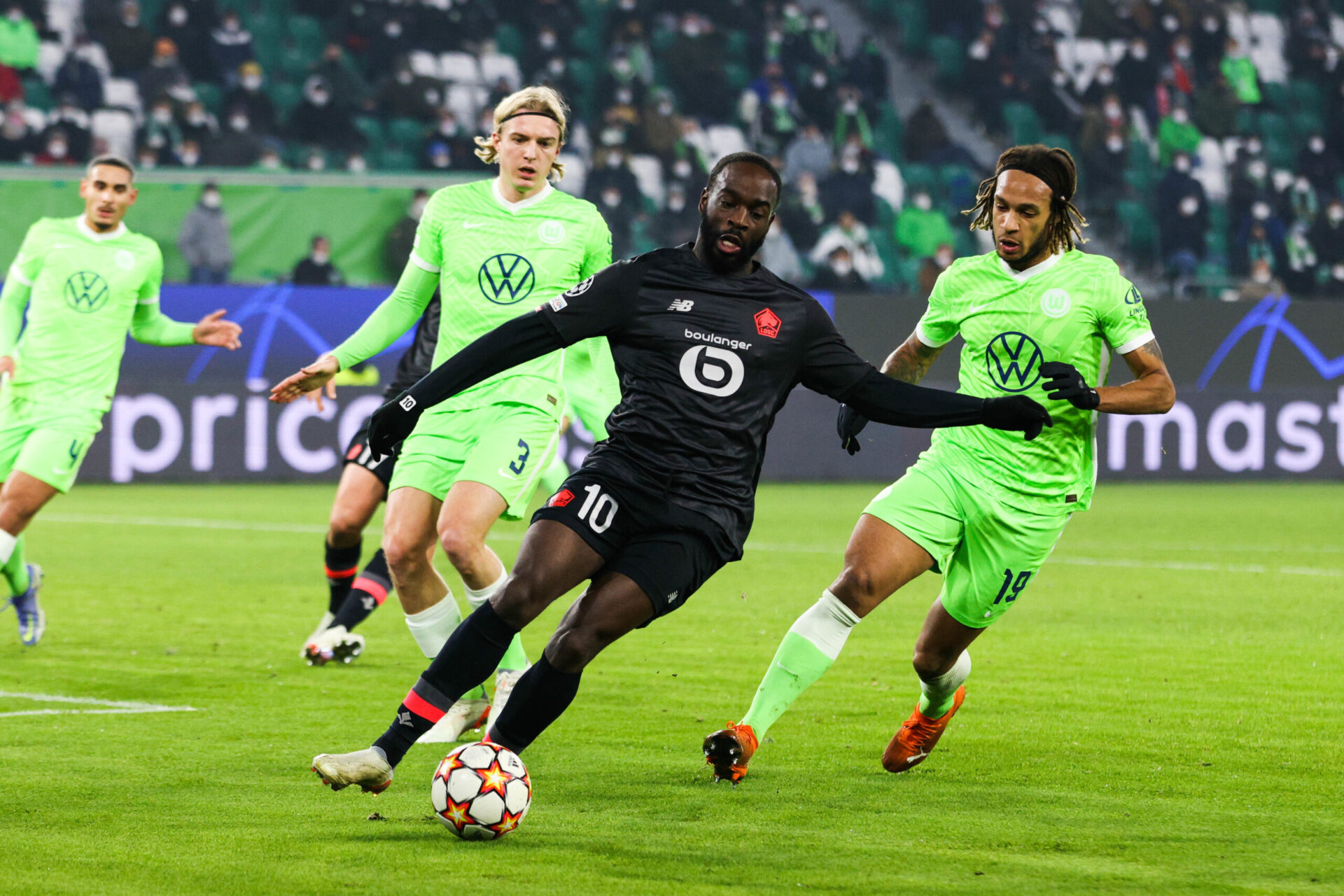 En gagnant &agrave; Wolfsburg, le LOSC s'est qualifi&eacute; pour la deuxi&egrave;me phase finale de Ligue des champions de son histoire (iconsport)