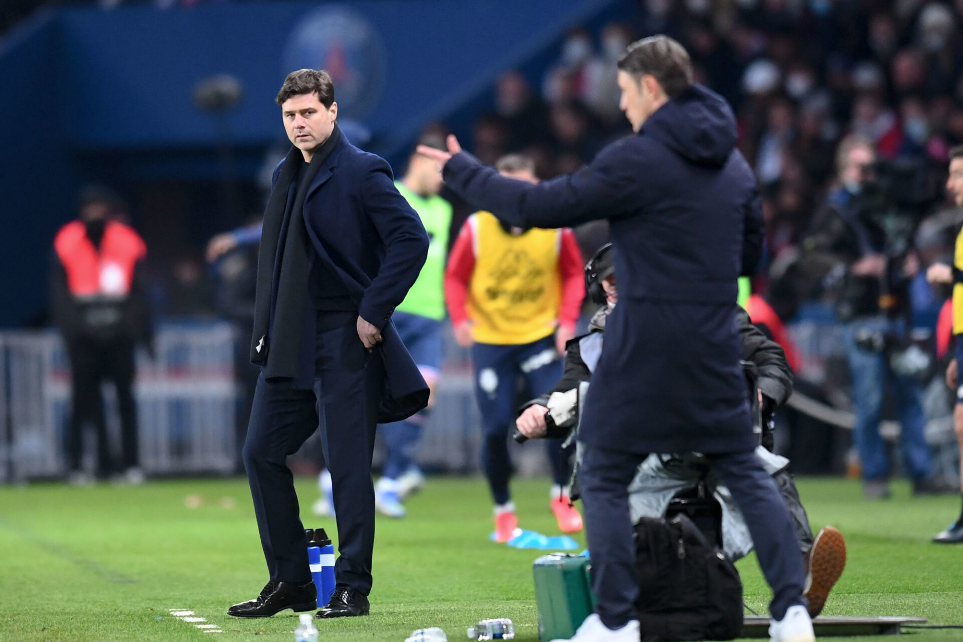 Mauricio Pochettino avec Kylian Mbapp&eacute;. Icon Sport