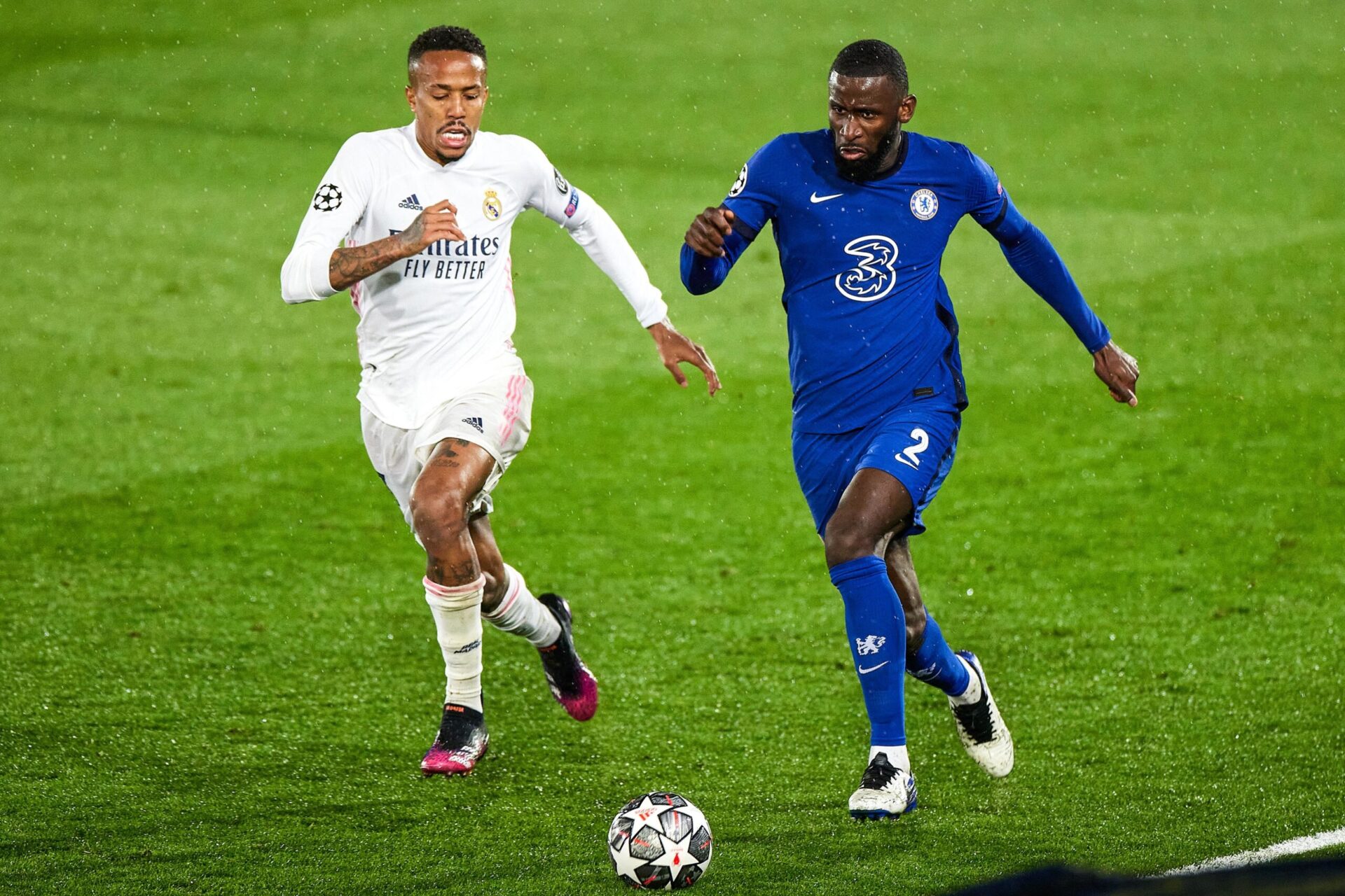 Antonio R&uuml;diger face &agrave; Eder Militao le 27 avril 2021 (iconsport)