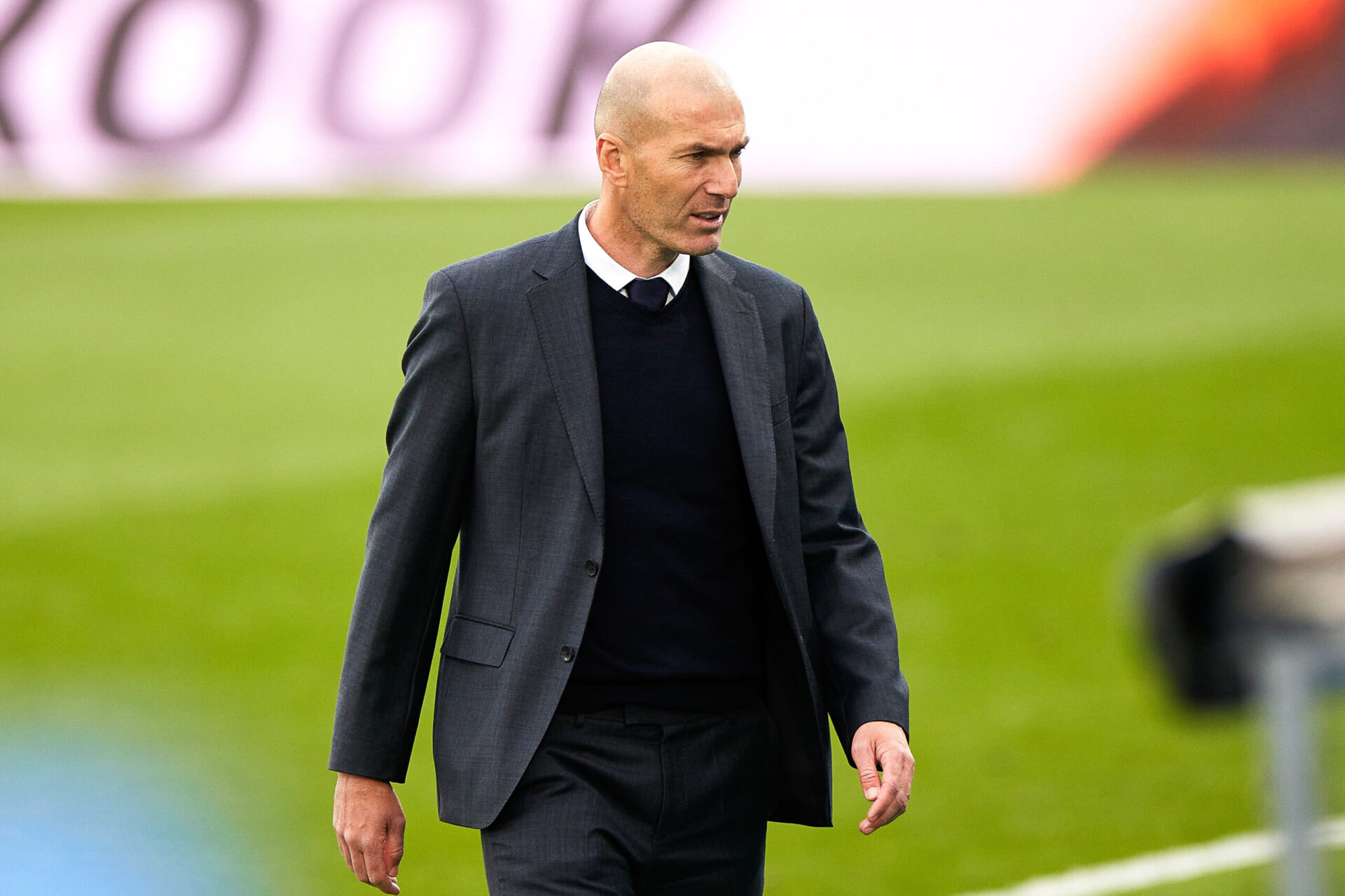 Le PSG ne l&acirc;che pas Zin&eacute;dine Zidane (iconsport)