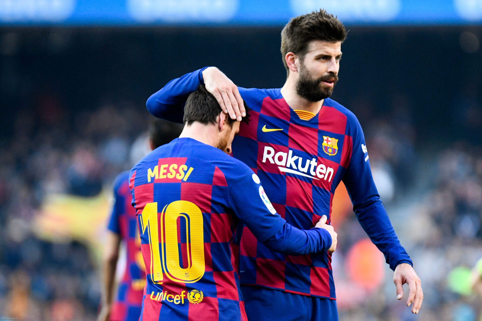 Gerard Piqu&eacute; est plut&ocirc;t impressionn&eacute; par le niveau affich&eacute; par Vinicius Jr au Real Madrid cette saison. Icon Sport