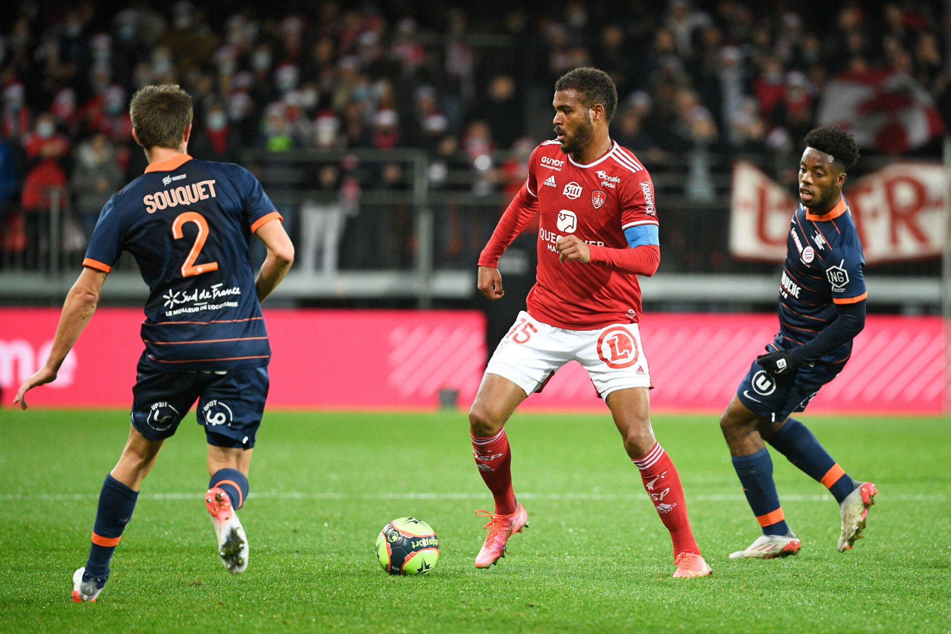 Steve Mounié aurait pu ouvrir le score pour Brest. Icon Sport Steve Mounié aurait pu ouvrir le score pour Brest. Icon Sport