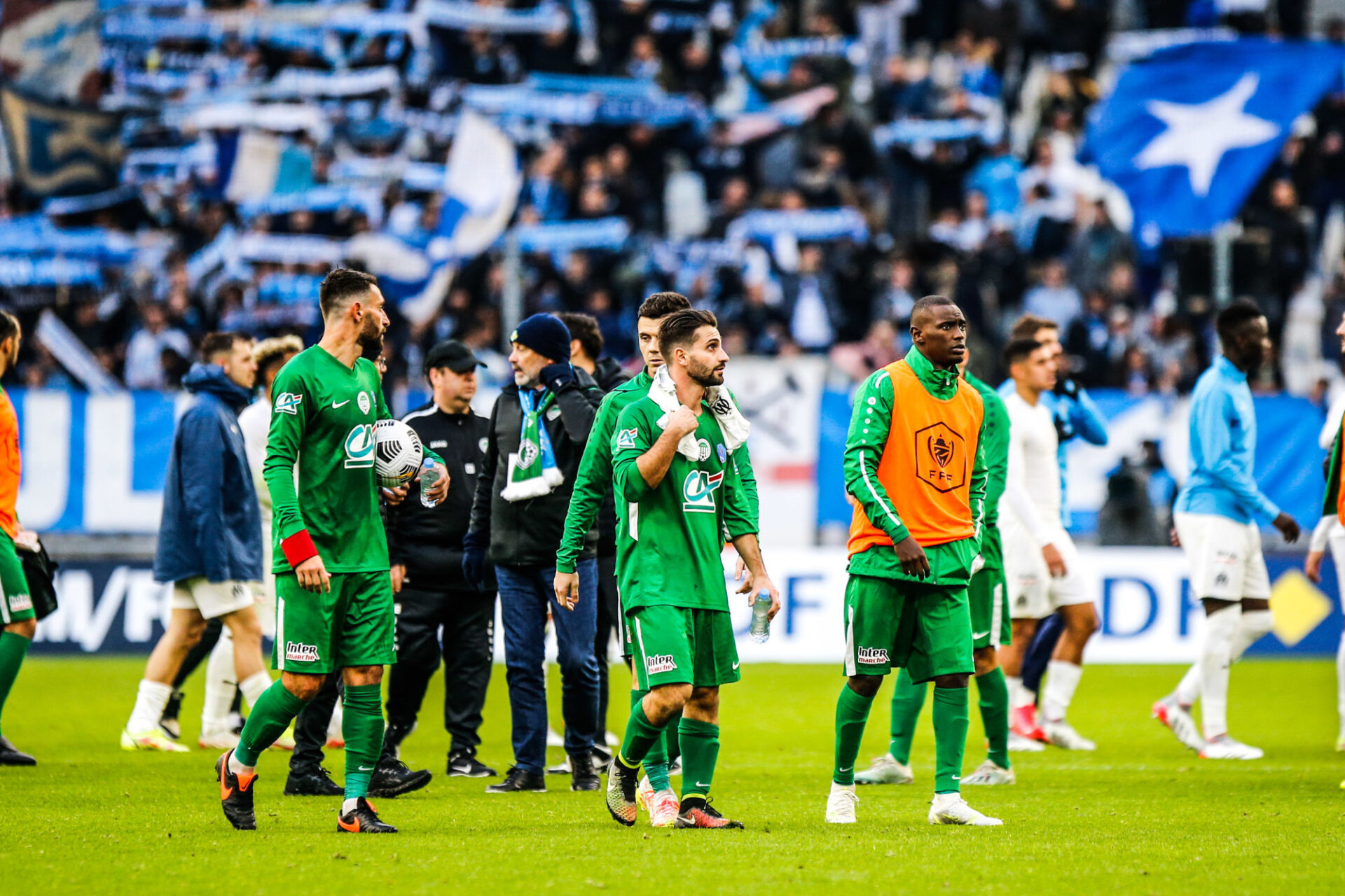 Les joueurs du Cannet-Rocheville sont tomb&eacute;s les armes &agrave; la main contre l'OM au V&eacute;lodrome. Icon Sport