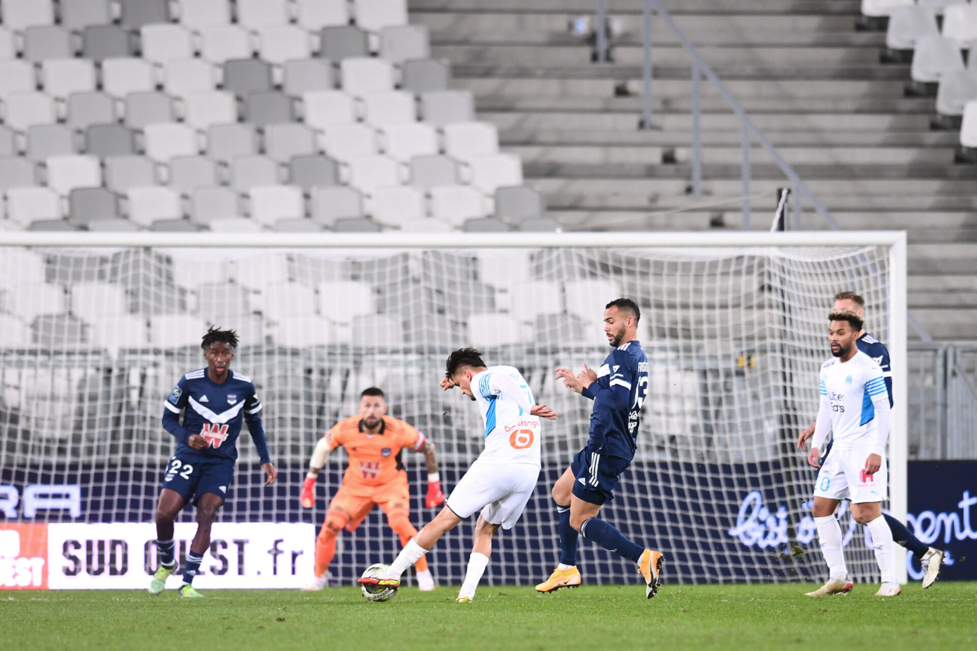 Cengiz &Uuml;nder, buteur &agrave; Bordeaux pour mettre fin &agrave; la s&eacute;rie d'invincibilit&eacute; des Girondins contre l'OM. Icon Sport