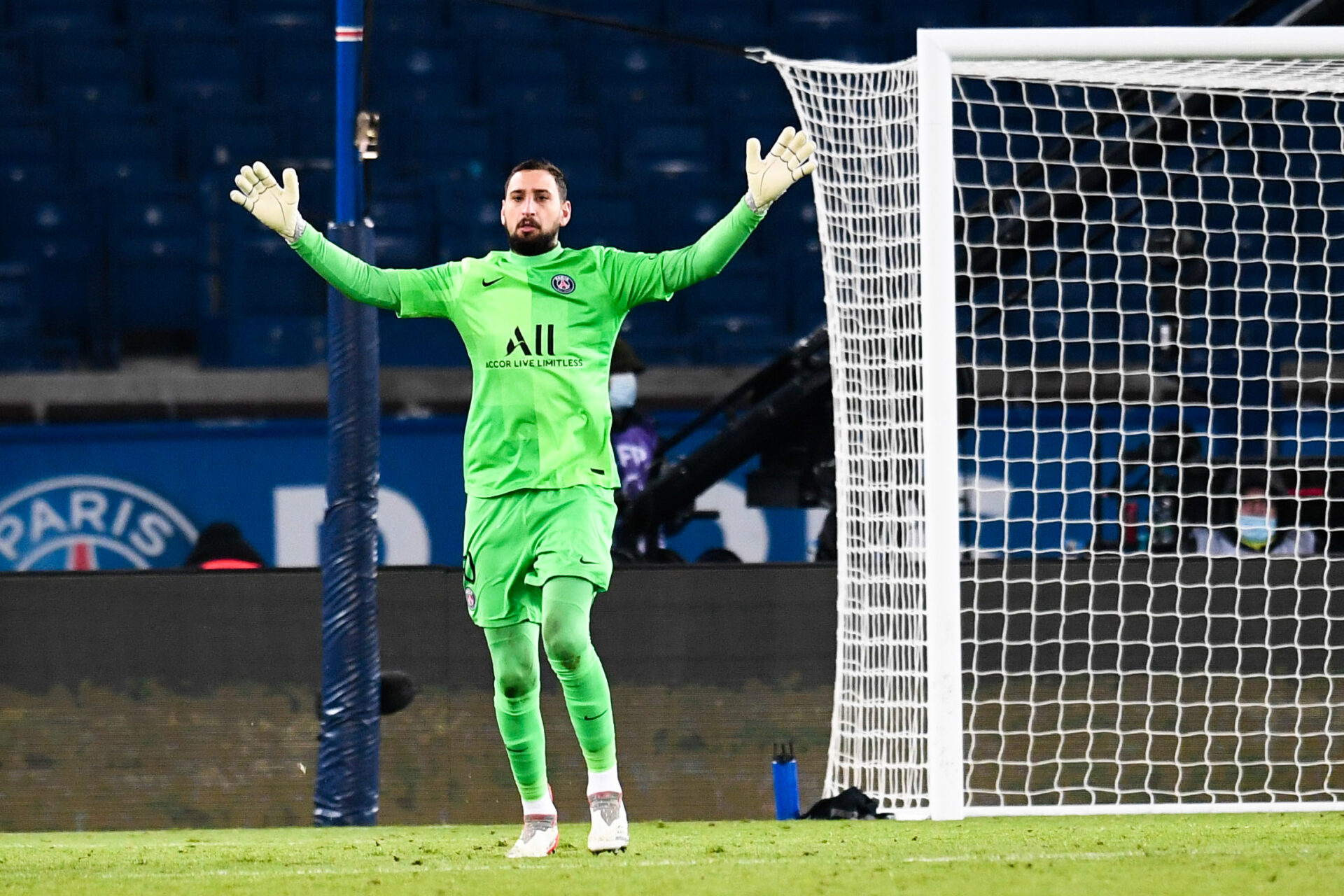 Remis de sa blessure au mollet, Gigio Donnarumma retrouvera les buts du Paris Saint-Germain en Coupe de France. Icon Sport