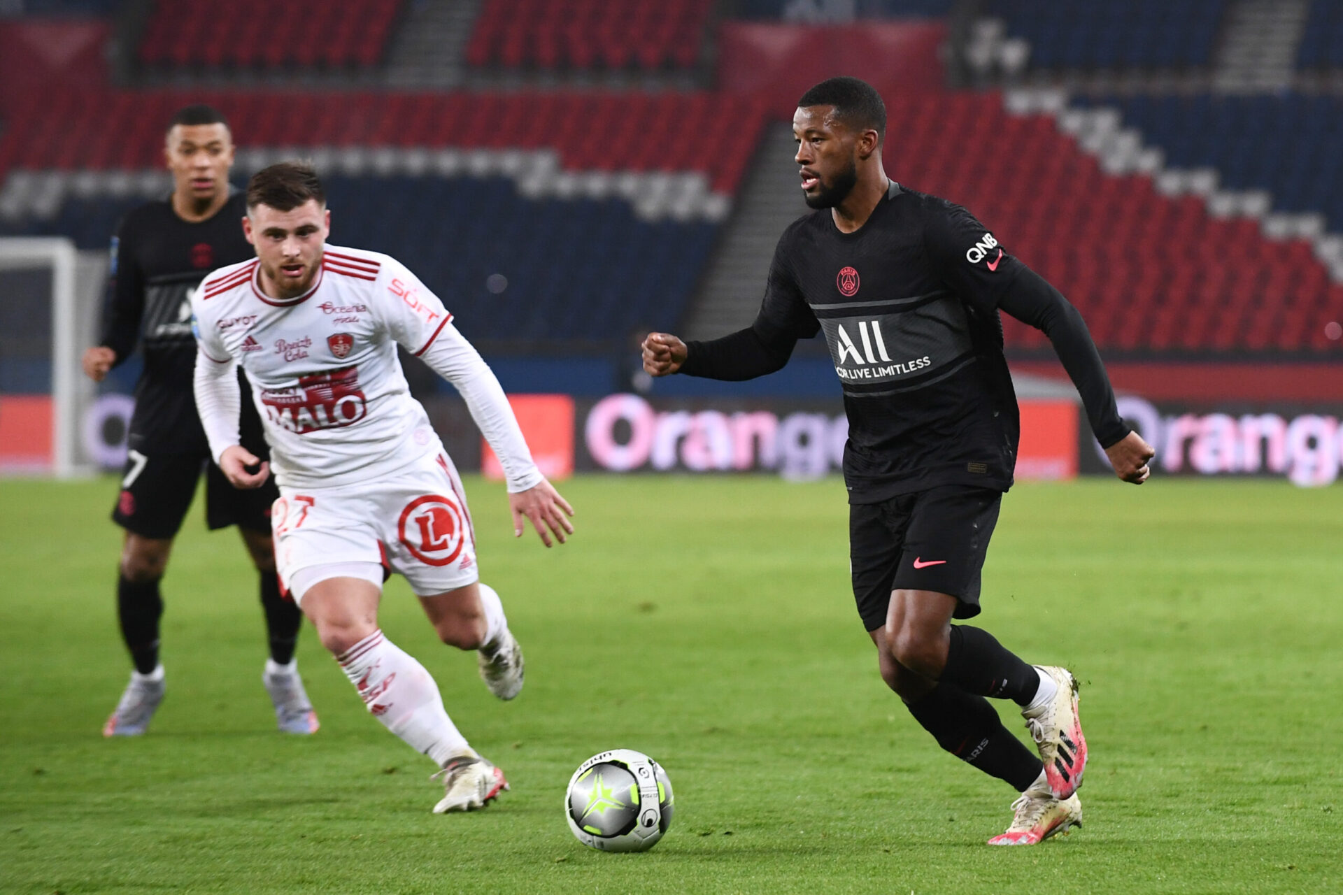 Wijnaldum, lors de la rencontre de Ligue 1 contre Brest le 15 janvier dernier. Icon Sport