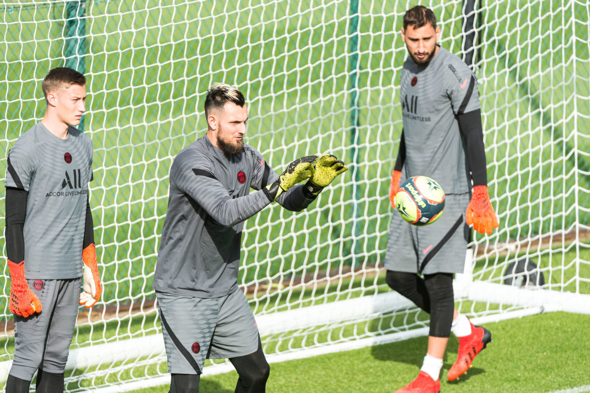 En l'absence de Donnarumma et Navas, qui de Letellier, Franchi voire Lavall&eacute;e prendra leur place ? (Icon Sport)