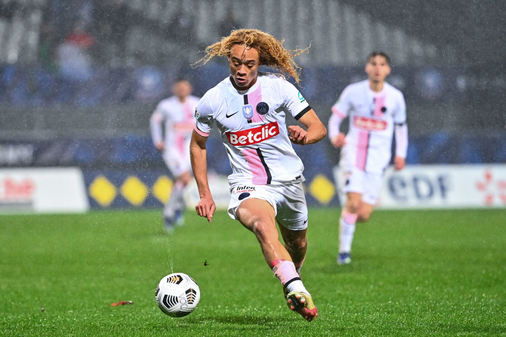 Xavi Simons sous le maillot du Paris Saint-Germain (IconSport)
