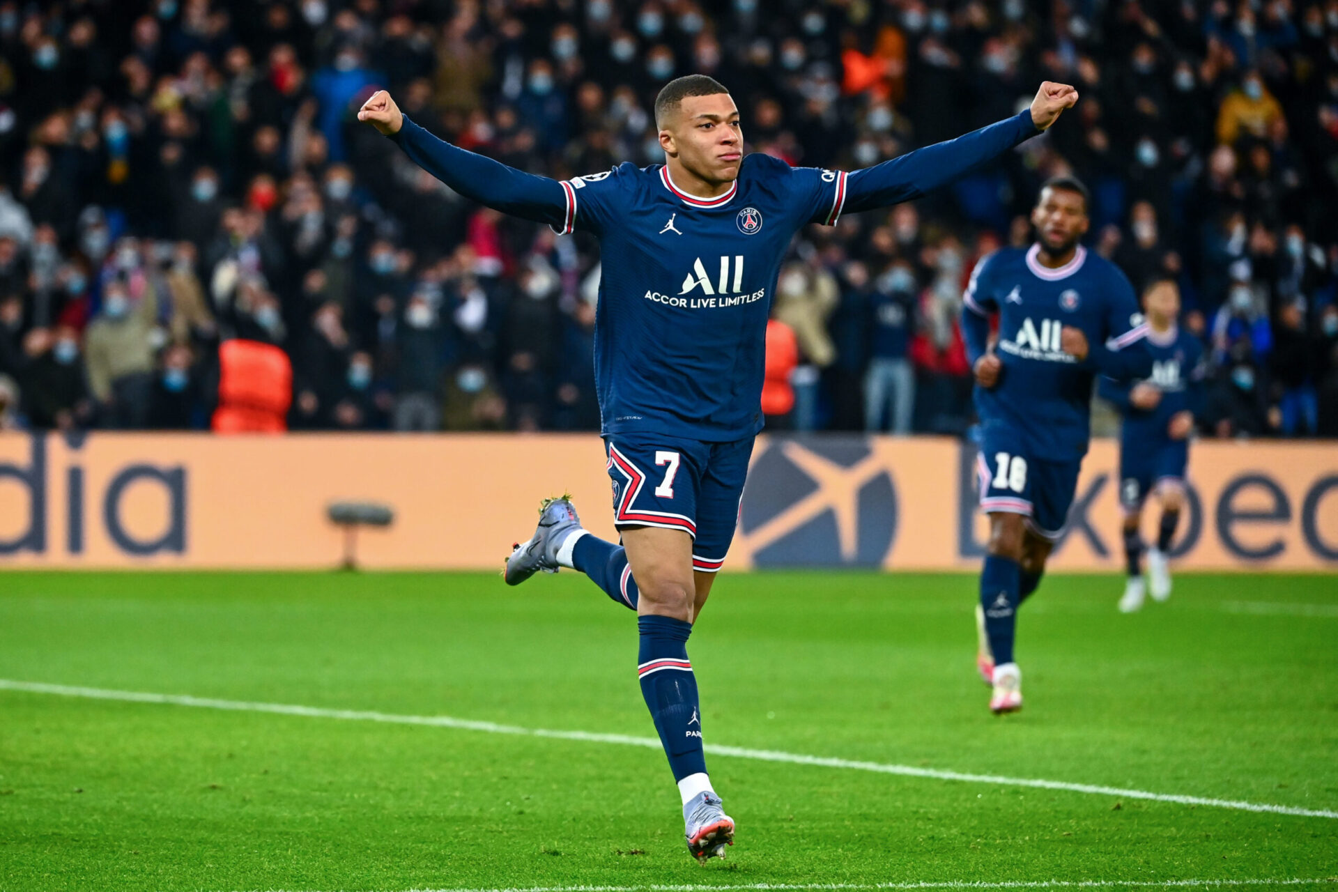 Kylian Mbapp&eacute; sous le maillot du Paris Saint-Germain (IconSport)