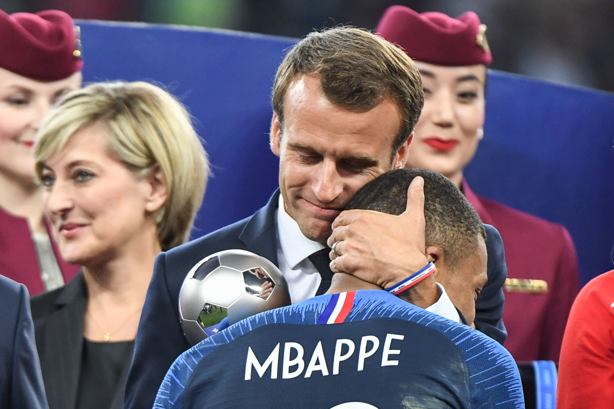 Emmanuel Macron attend encore beaucoup de Kylian Mbappé