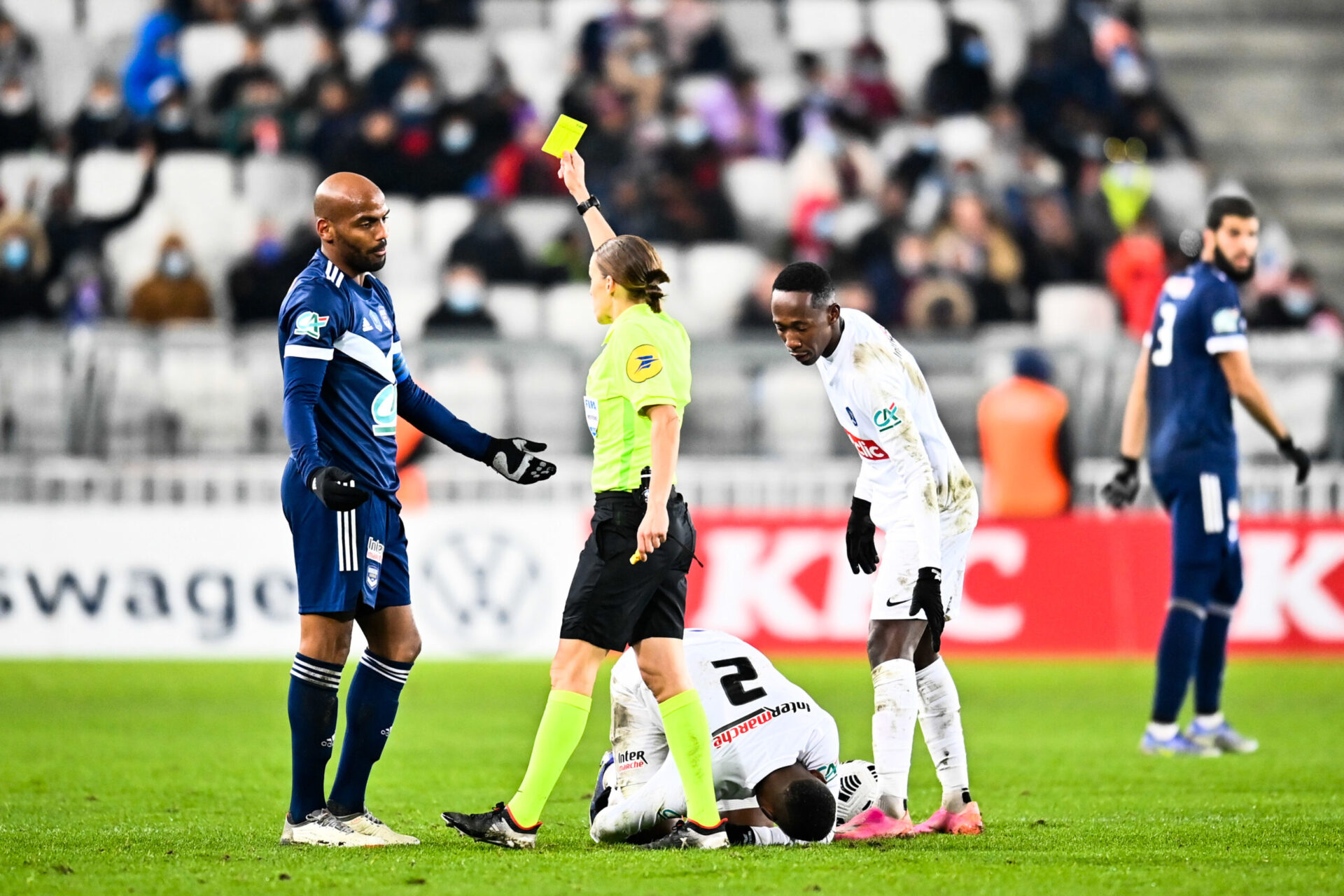 Jimmy Briand, lors des 32èmes de finale de Coupe de France les Jumeaux M'Zouasia au Matmut Atlantique. Icon Sport Jimmy Briand, lors des 32èmes de finale de Coupe de France les Jumeaux M'Zouasia au Matmut Atlantique. Icon Sport