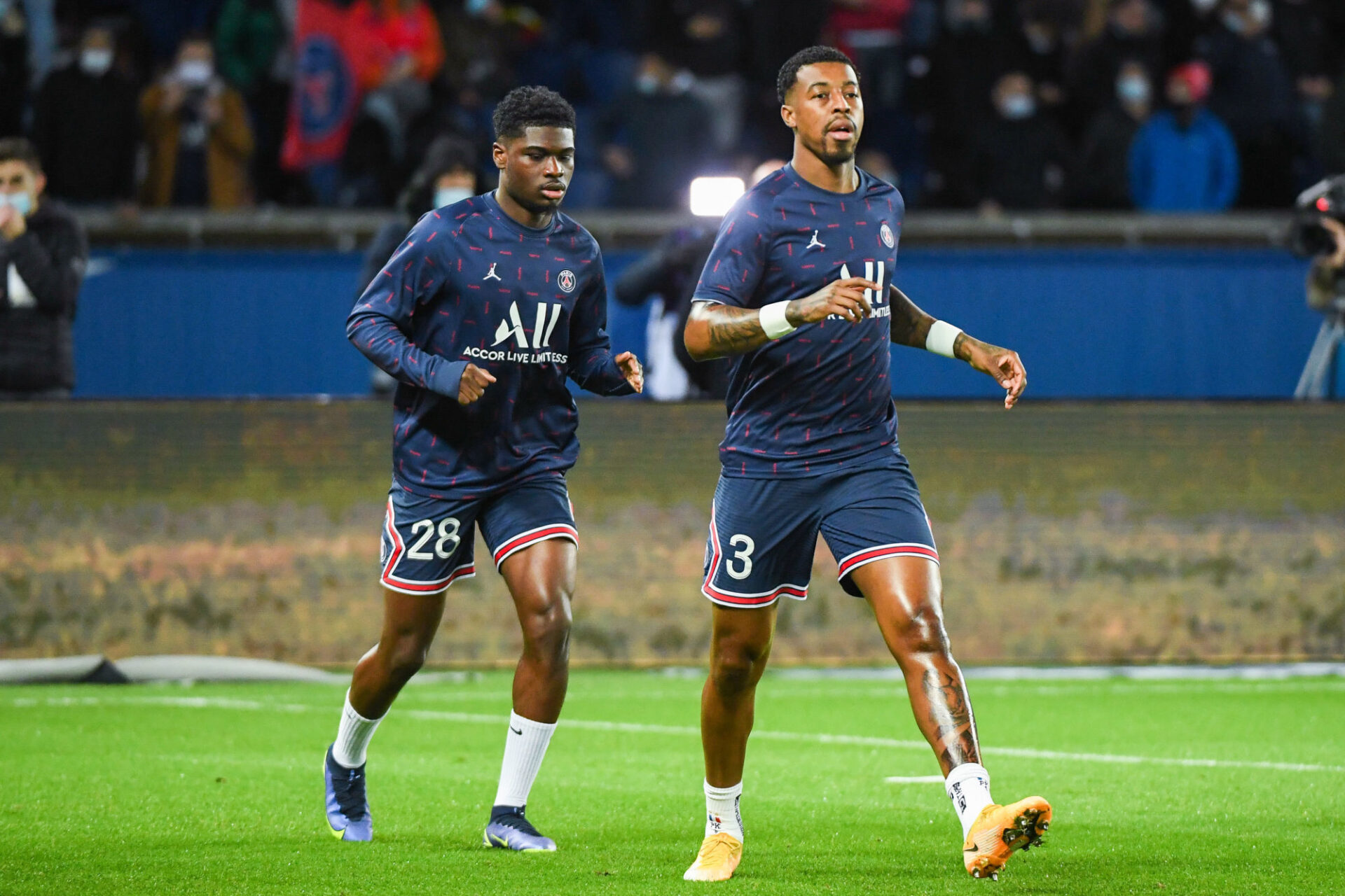 Eric Junior Dina Ebimbe pourrait bien quitter le PSG. (Icon Sport)