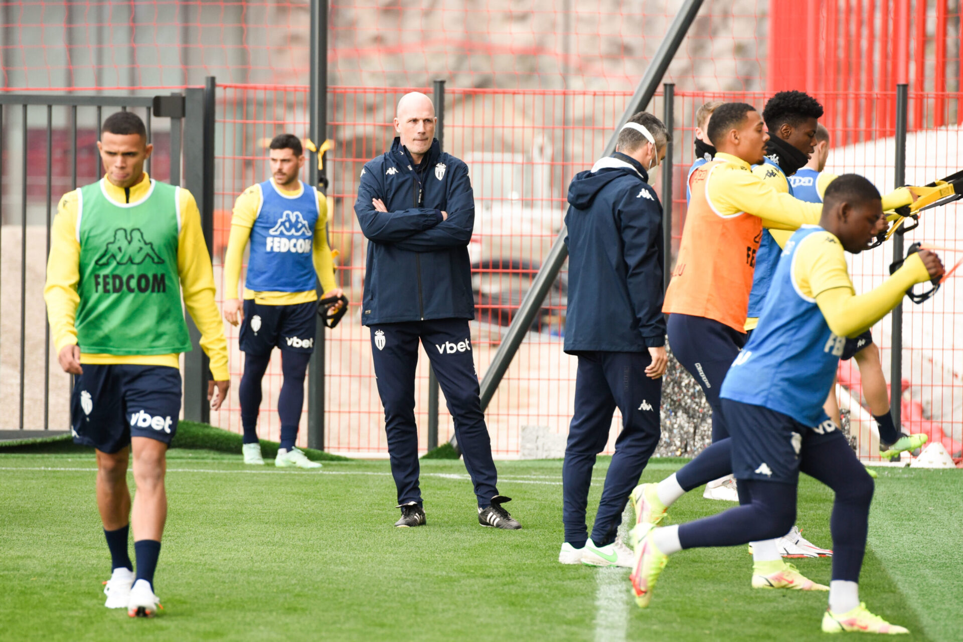 Arriv&eacute; &agrave; Monaco en d&eacute;but de semaine, Clement a dirig&eacute; ses premi&egrave;res s&eacute;ances d'entra&icirc;nement dans la foul&eacute;e (iconsport)