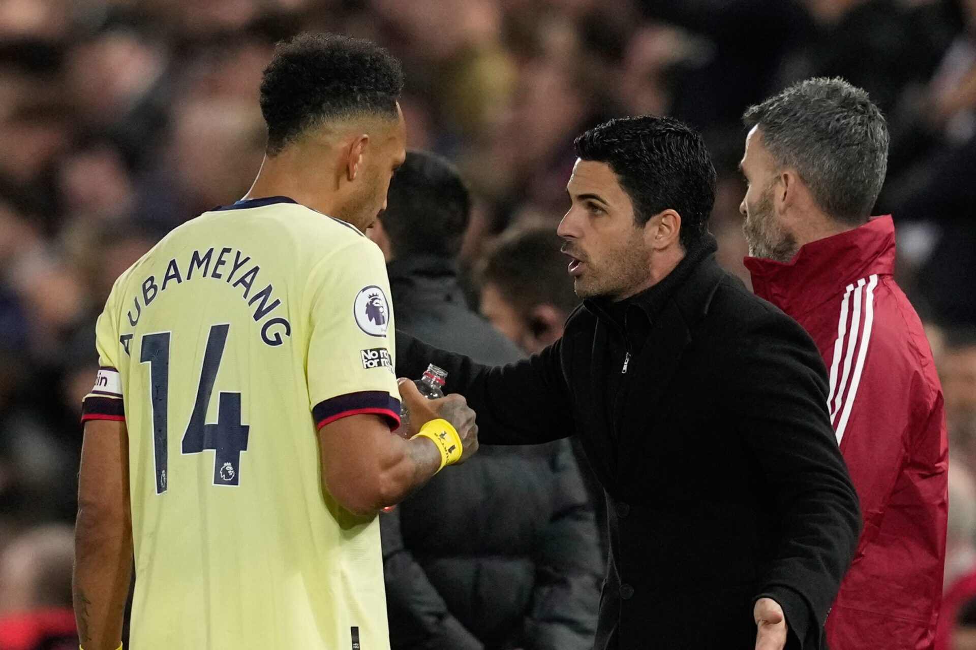 Il y avait de la friture sur la ligne entre Aubameyang et son entraîneur, Mikel Arteta. Icon Sport Il y avait de la friture sur la ligne entre Aubameyang et son entraîneur, Mikel Arteta. Icon Sport