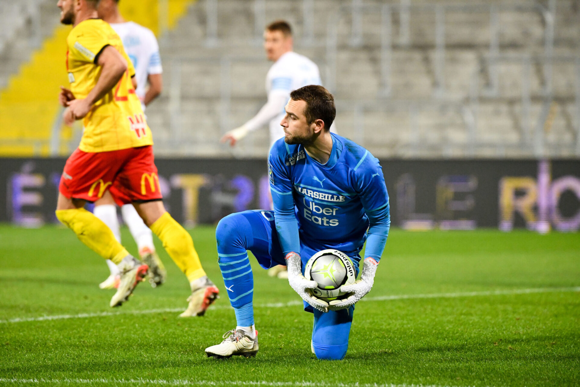 Pau Lopez sous le maillot de l'Olympique de Marseille (IconSport)