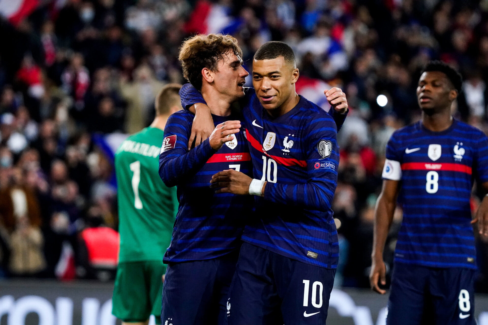 L'&Eacute;quipe de France jouera deux nouveaux matches pour pr&eacute;parer le Coupe du monde, qui aura lieu en fin d'ann&eacute;e. Icon Sport