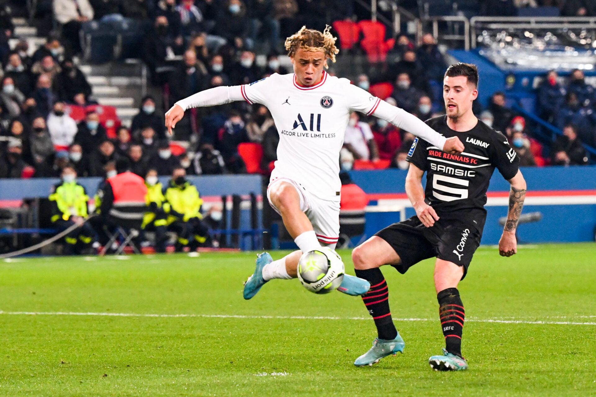 Malgré quelques déchets, Xavi Simons a montré beaucoup de belles choses avec le PSG en première mi-temps. / Icon Sport Malgré quelques déchets, Xavi Simons a montré beaucoup de belles choses avec le PSG en première mi-temps. / Icon Sport