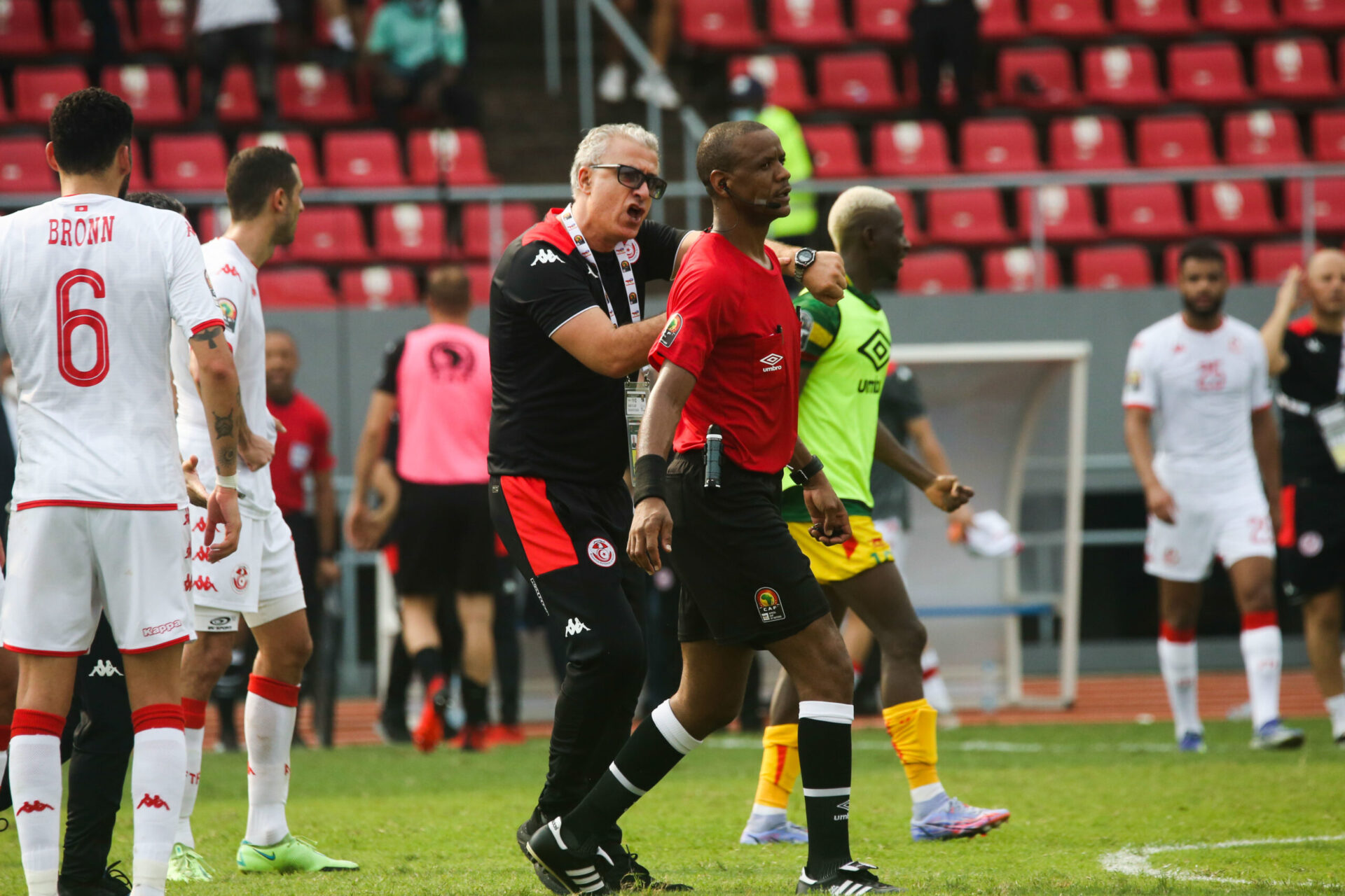 Janny Sikazwe, arbitre de la rencontre opposant le Mali à la Tunisie lors de la CAN 2021, le 12 janvier 2022 (IconSport)