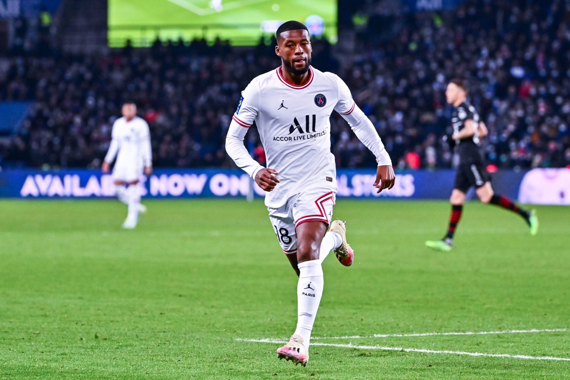 Wijnaldum, sous les couleurs du PSG. Icon Sport Wijnaldum, sous les couleurs du PSG. Icon Sport