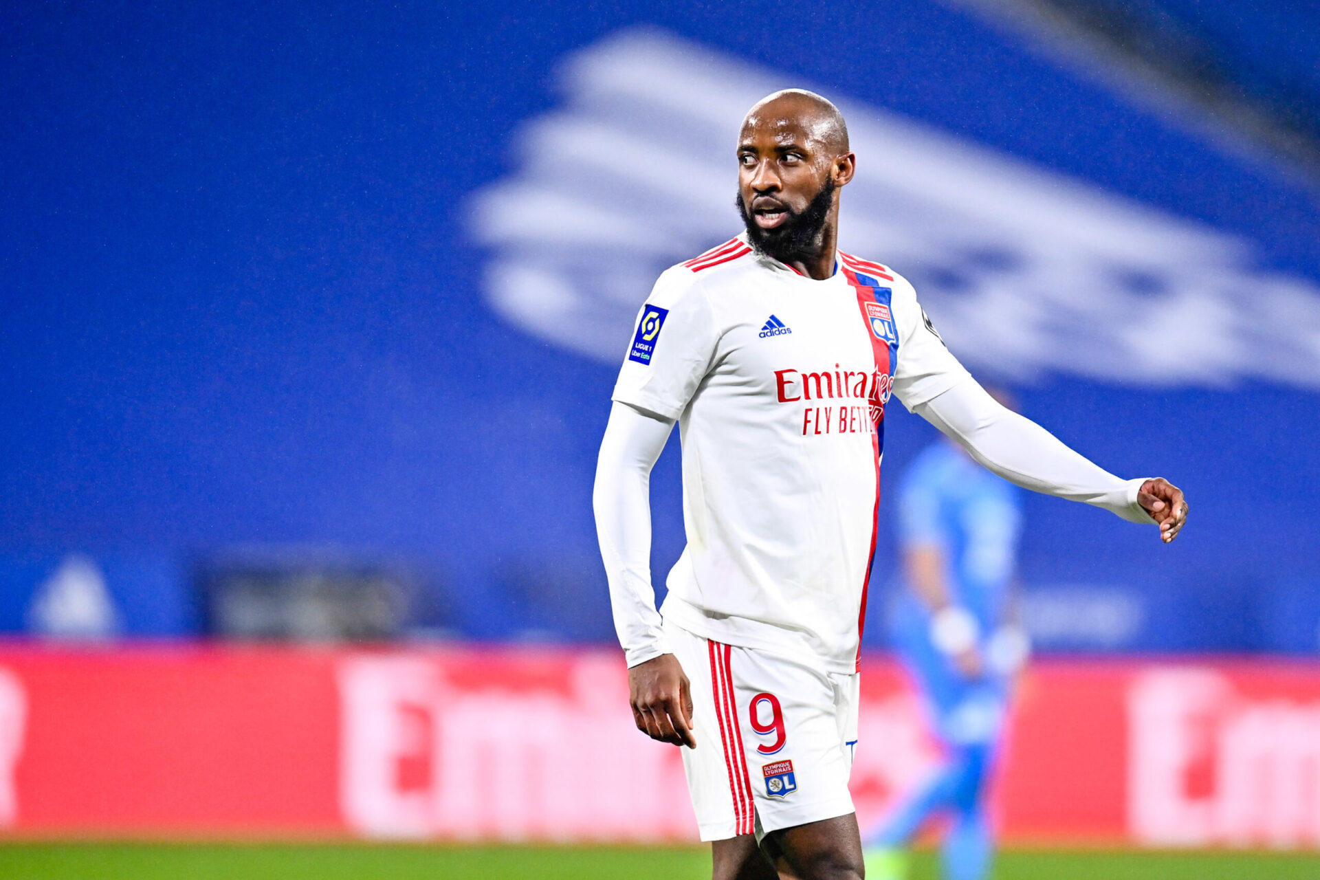 Moussa Demb&eacute;l&eacute; est bien titulaire du c&ocirc;t&eacute; de Lyon contre Nice. / Icon sport