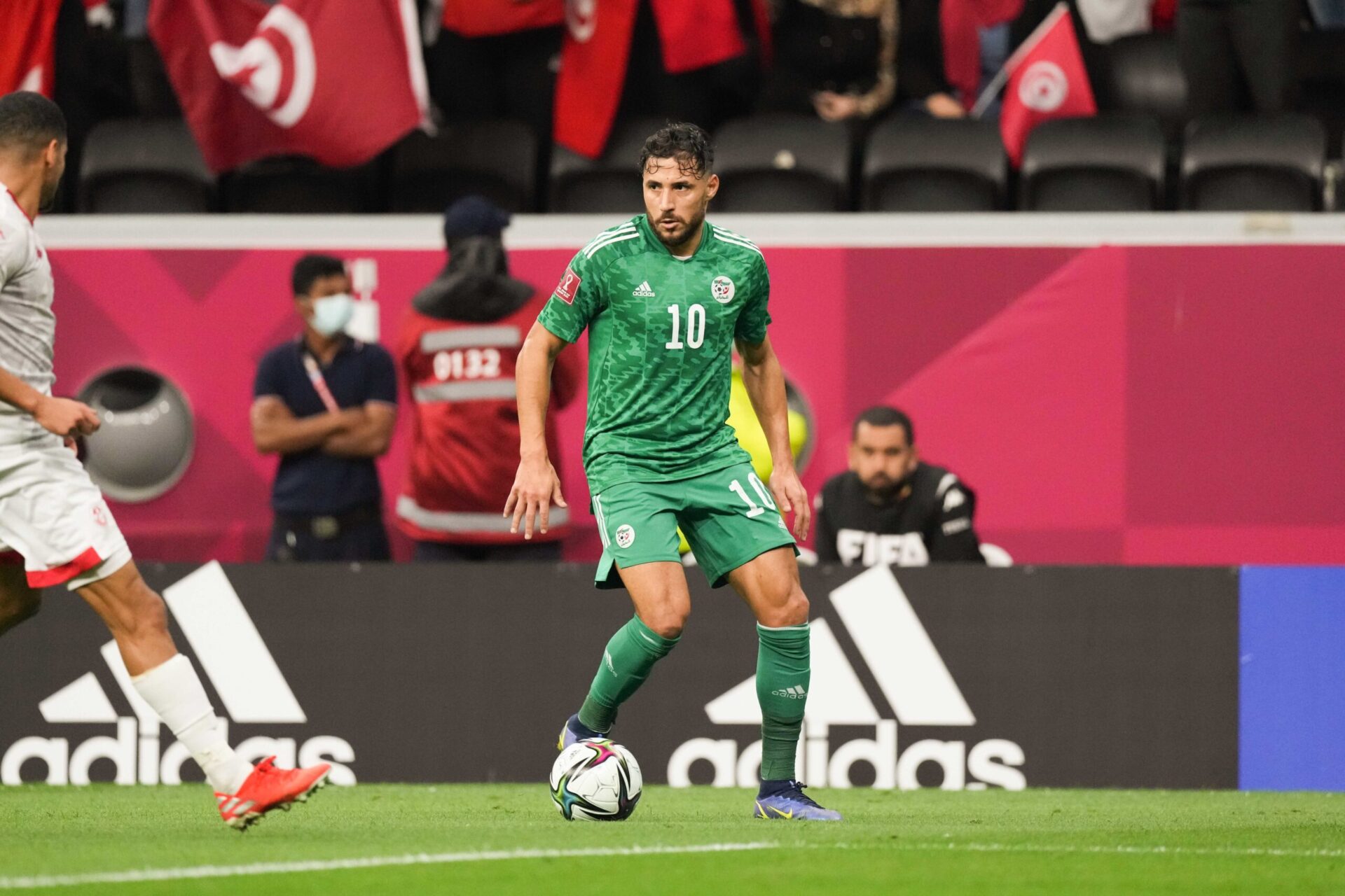 L'arriv&eacute;e de Youcef Bela&iuml;li est d&eacute;j&agrave; une r&eacute;ussite pour le Stade Brestois (IconSport)