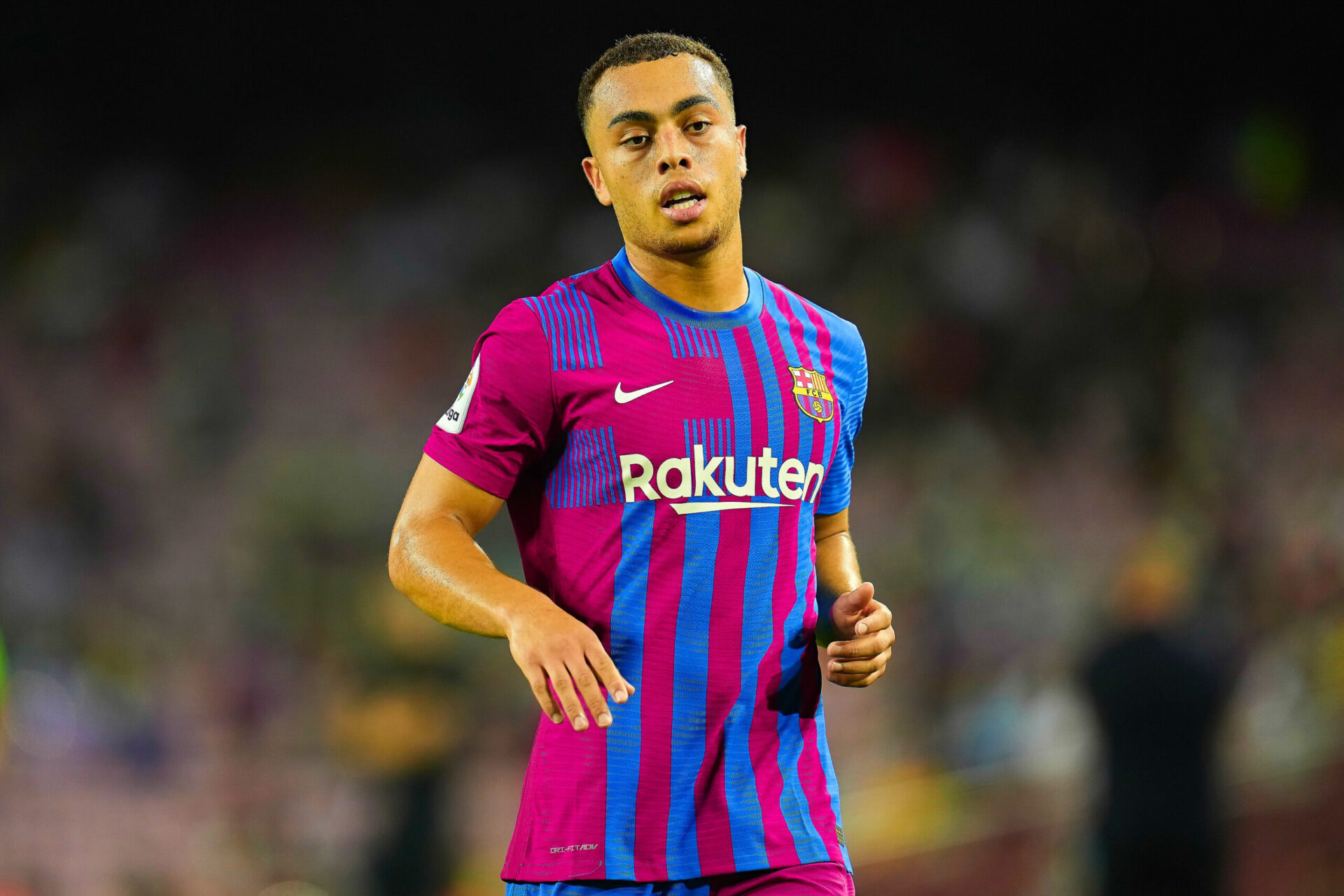 Sergino Dest sous les couleurs du FC Barcelone (iconsport) Sergino Dest sous les couleurs du FC Barcelone (iconsport)