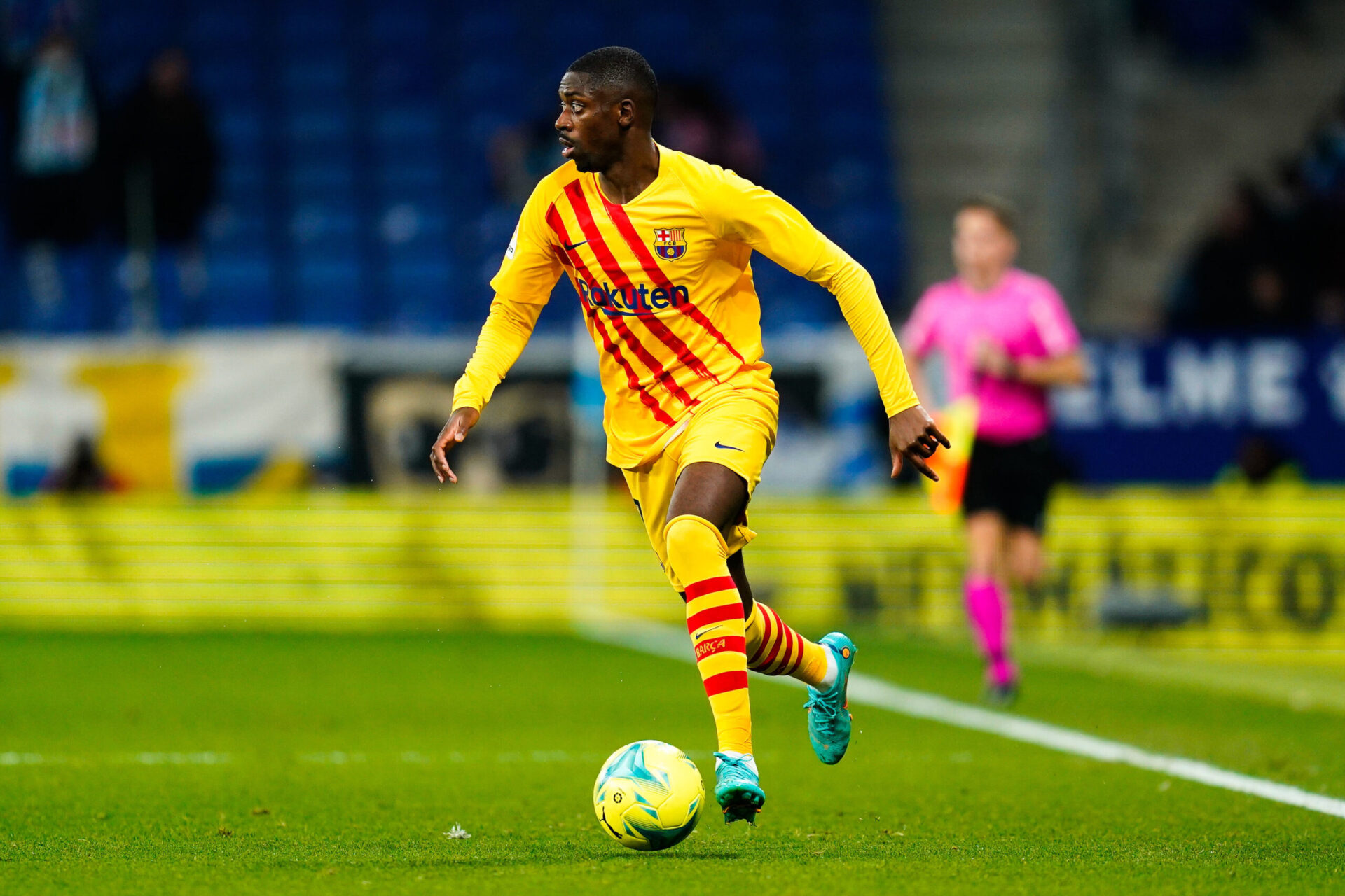 Ousmane Demb&eacute;l&eacute; avec le maillot du FC Barcelone (iconsport)