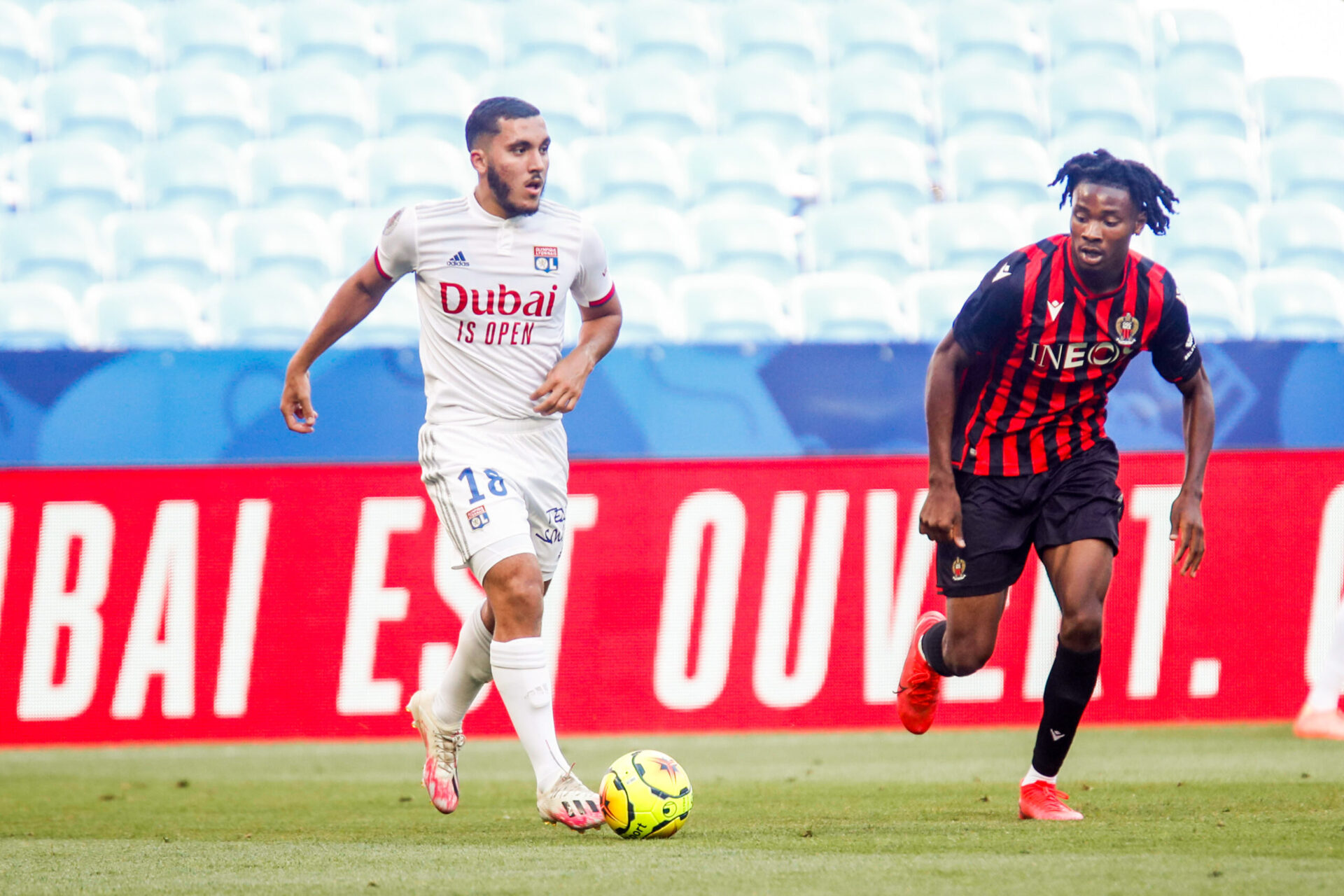Rayan Cherki et Kephren Thuram (à droite) pourraient bientôt être coéquipiers sous le maillot des Aiglons/Icon Sport Rayan Cherki et Kephren Thuram (à droite) pourraient bientôt être coéquipiers sous le maillot des Aiglons/Icon Sport