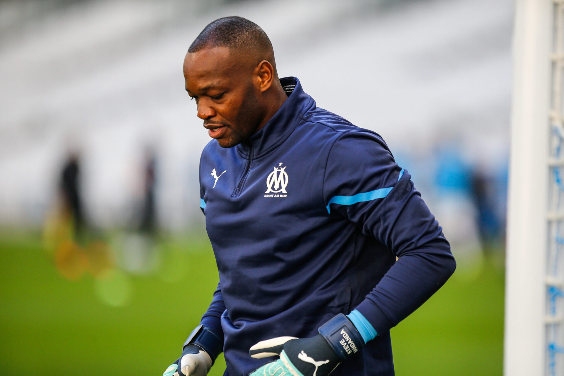 Steve Mandanda manque cruellement de temps de jeu cette saison/Icon Sport