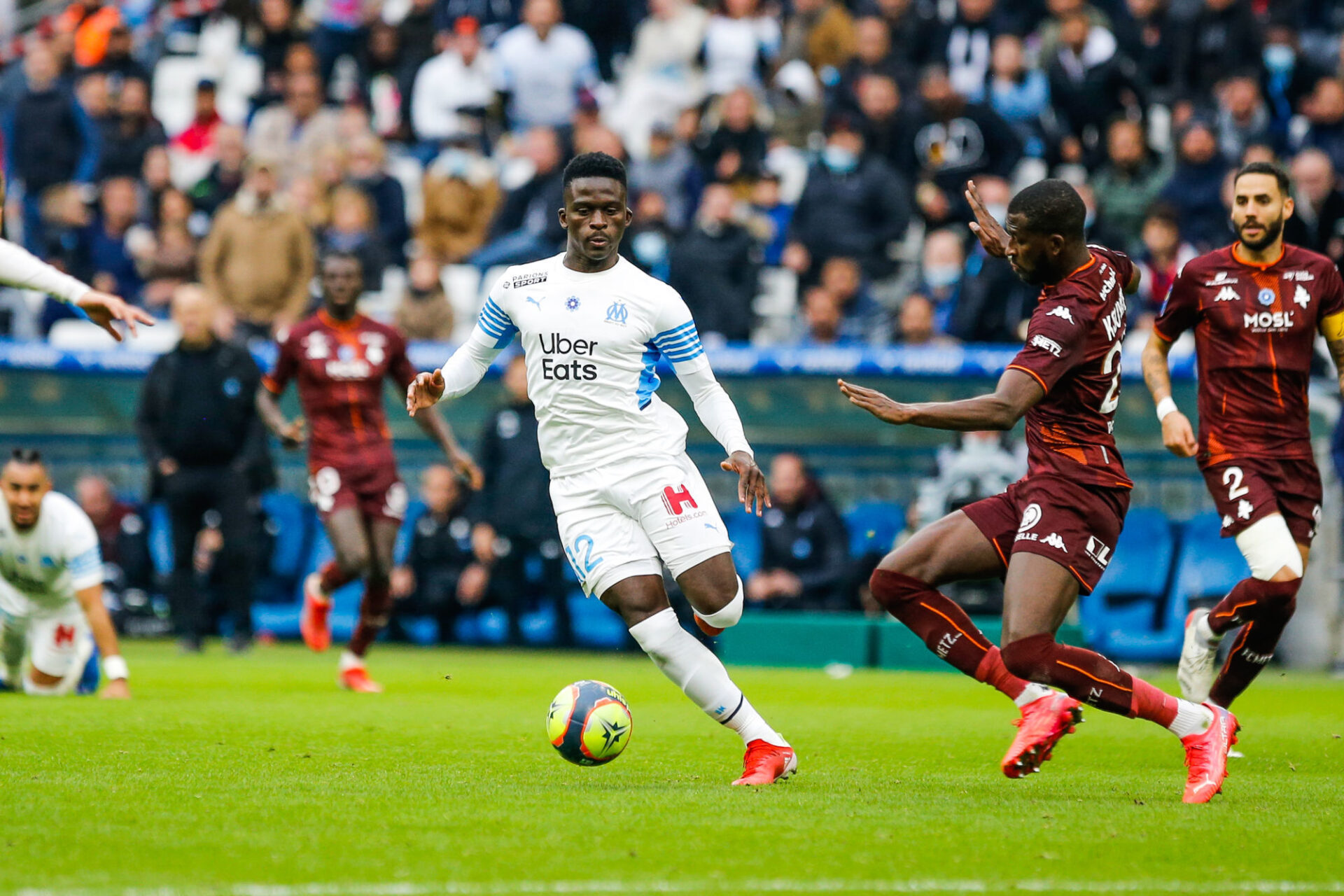 Bamba Dieng n'est pas un titulaire indiscutable &agrave; l'Olympique de Marseille. Icon Sport