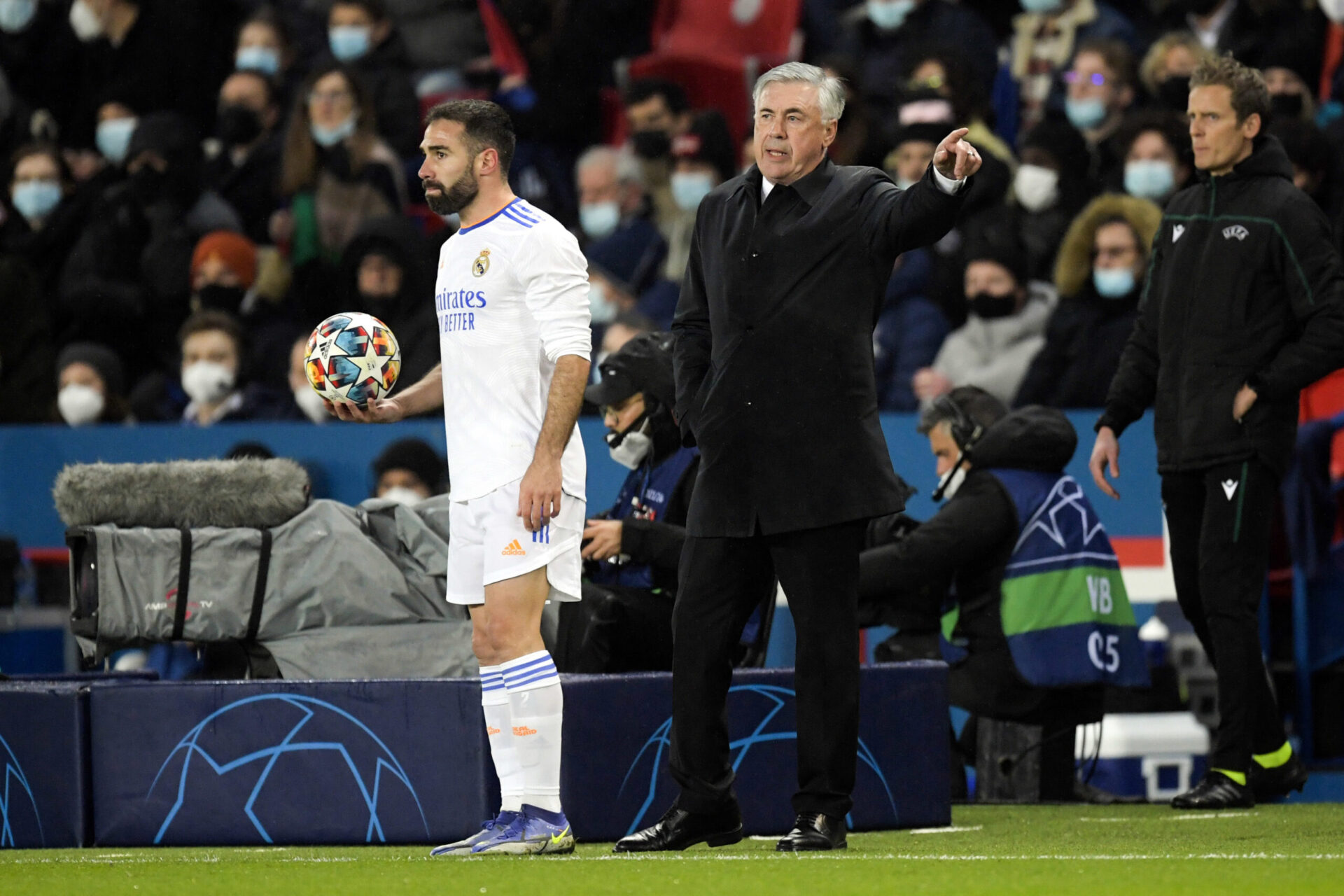 Ancelotti assure avoir préparé le match sans tenir compte d'une éventuelle absence de Mbappé (iconsport) Ancelotti assure avoir préparé le match sans tenir compte d'une éventuelle absence de Mbappé (iconsport)