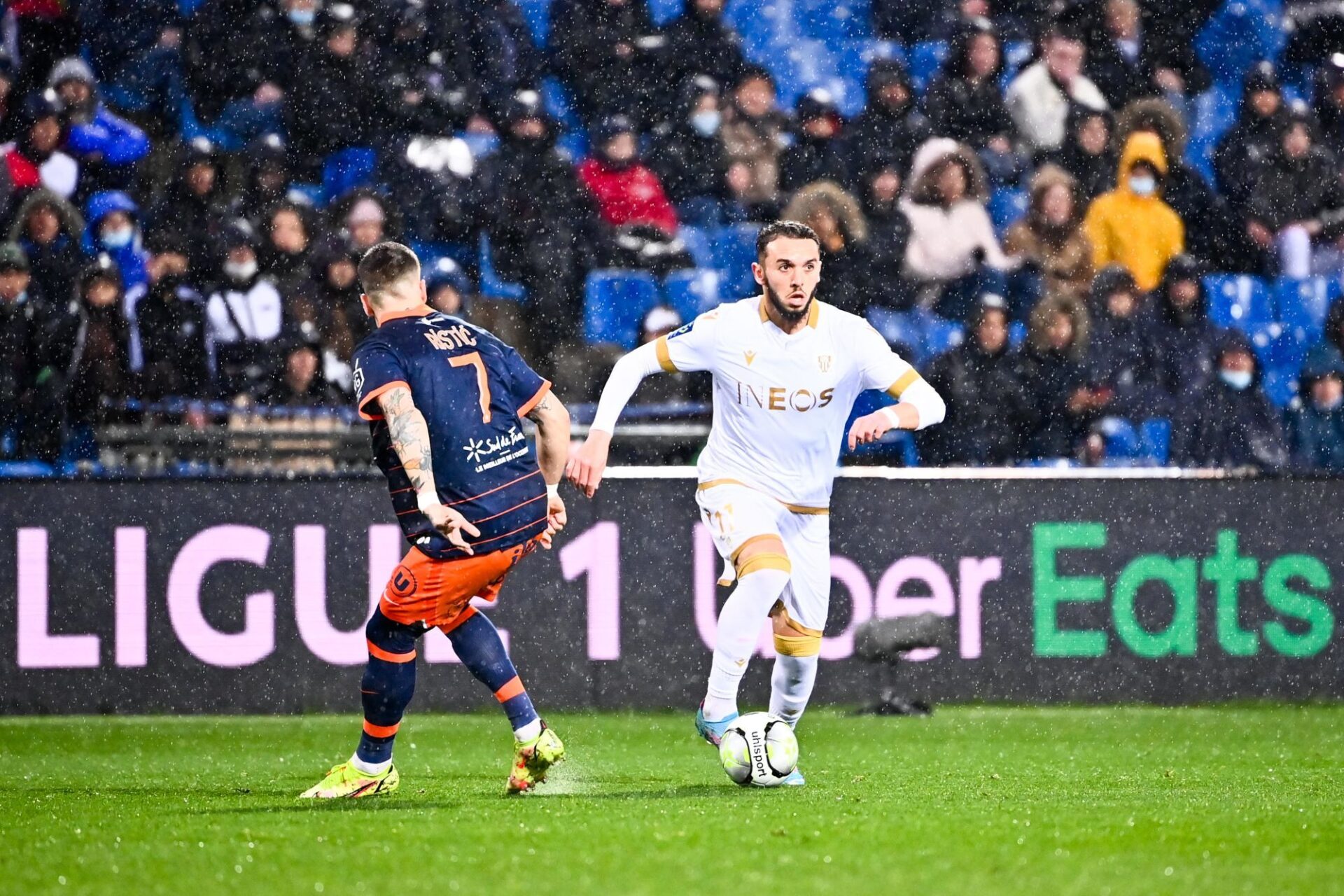 Amine Gouiri face à Ristic ce samedi 12 mars. (Icon Sport) Amine Gouiri face à Ristic ce samedi 12 mars. (Icon Sport)