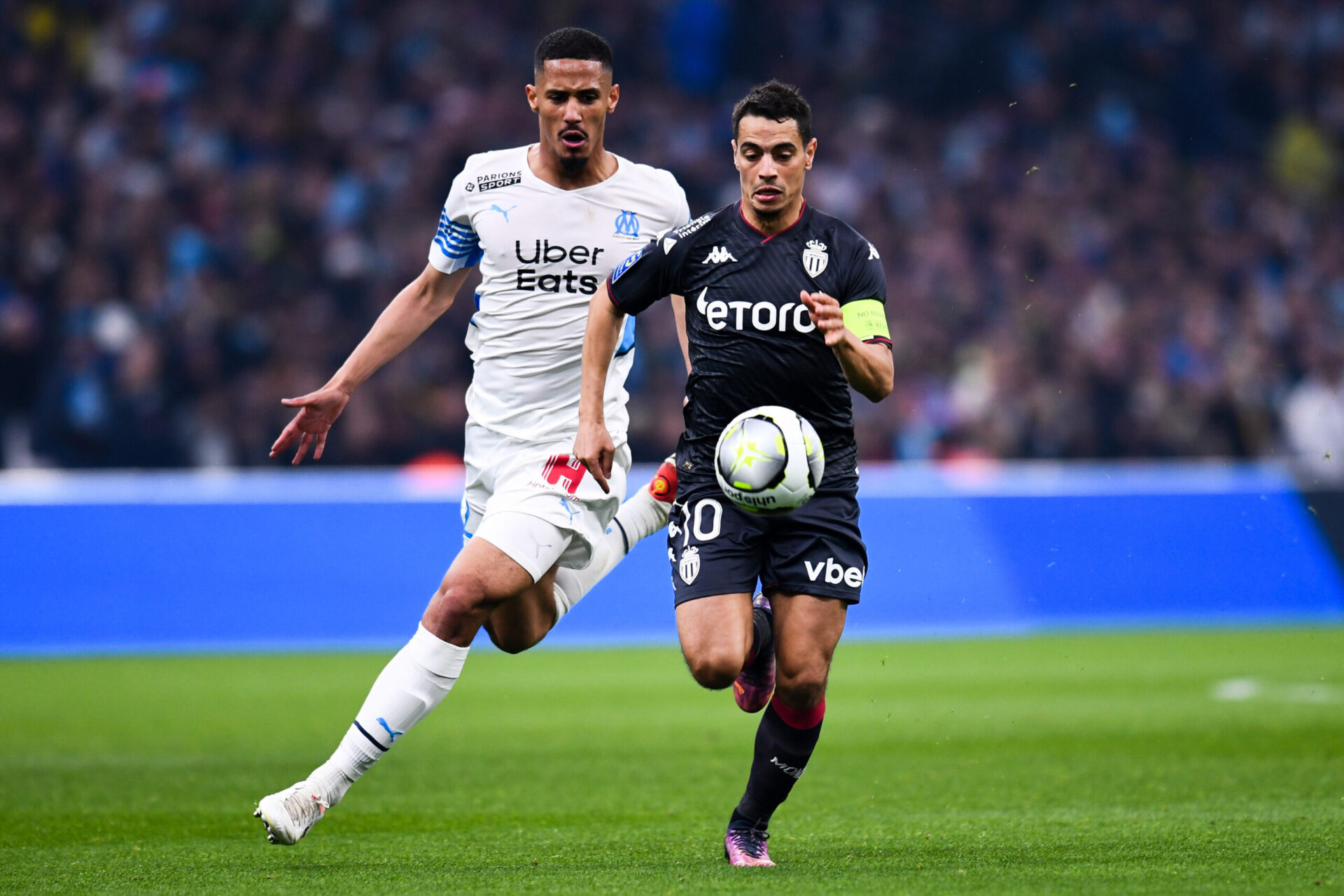 Le duel entre William Saliba (à gauche) et Wissam Ben Yedder (à droite) a tenu toutes ses promesses lors de ce Marseille - Monaco / Icon sport Le duel entre William Saliba (à gauche) et Wissam Ben Yedder (à droite) a tenu toutes ses promesses lors de ce Marseille - Monaco / Icon sport