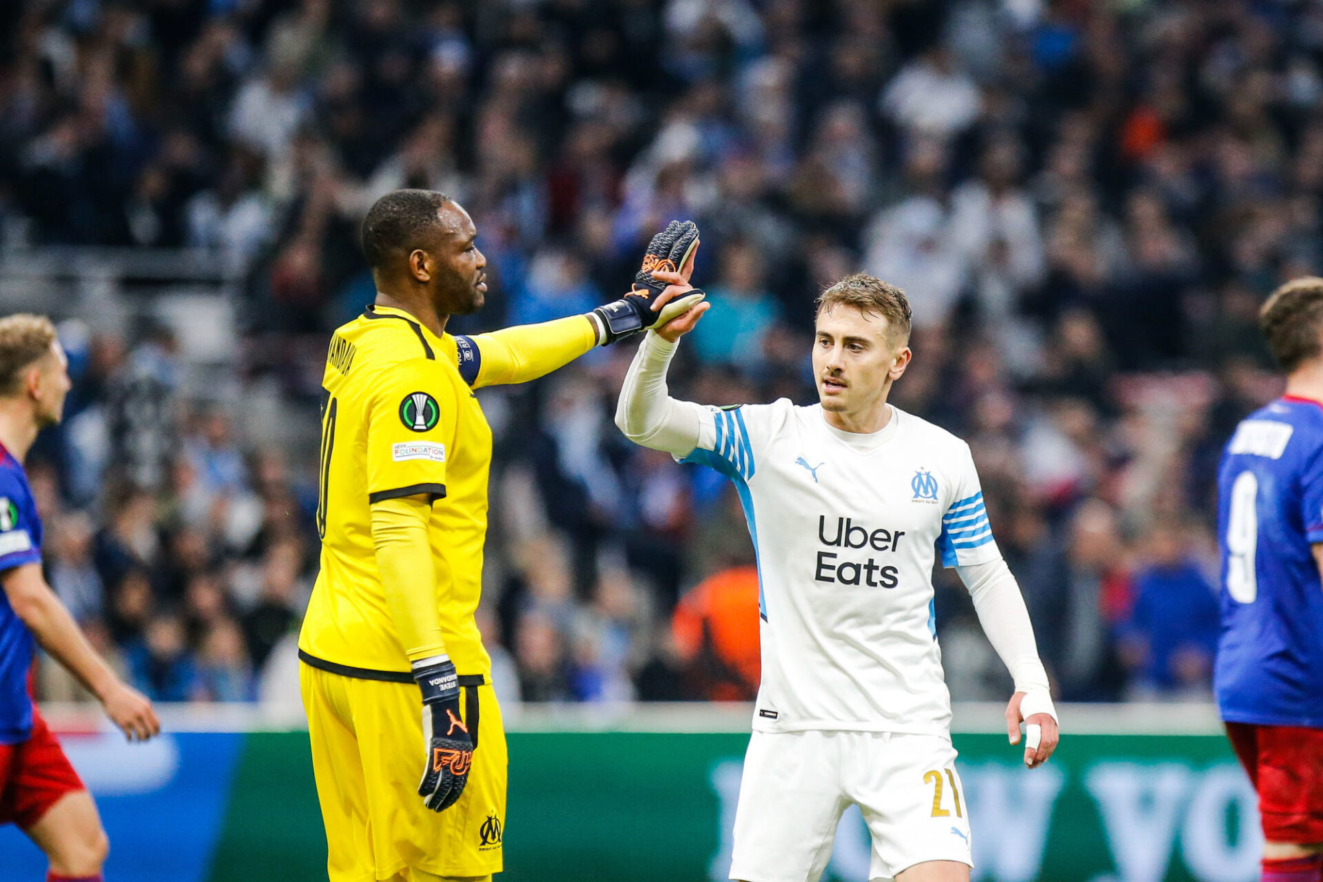 Les supporters de l'OM r&eacute;pondent pr&eacute;sent pour ce rendez-vous europ&eacute;en (iconsport)