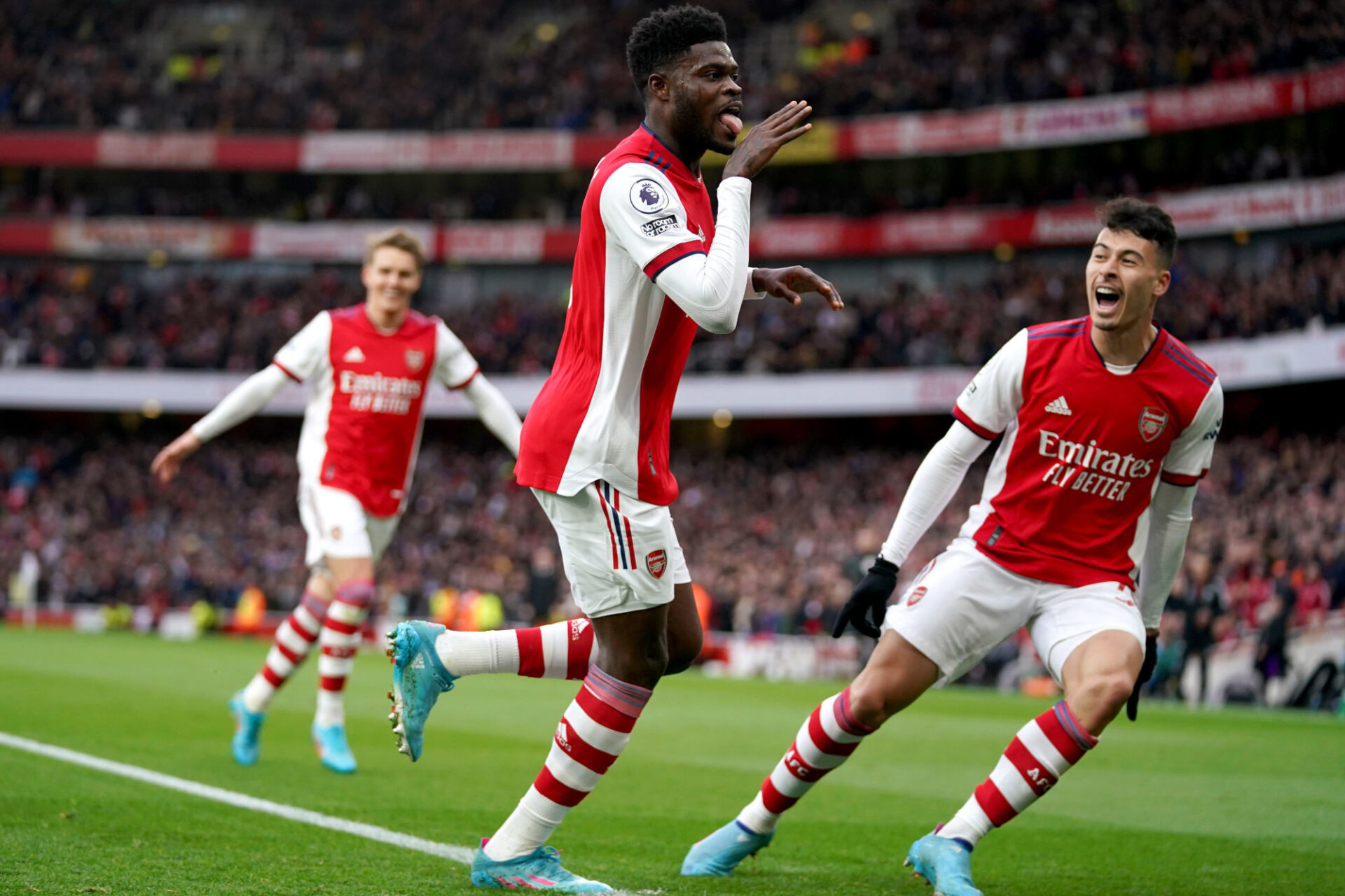 Thomas Partey face &agrave; Leicester en mars dernier. (Icon Sport)
