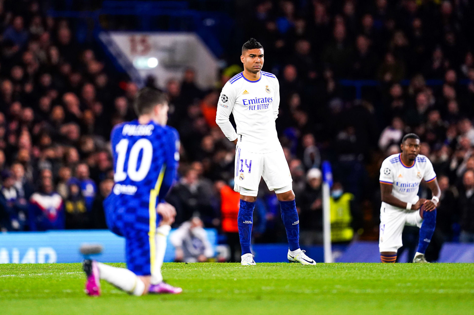 Chelsea et le Real Madrid de Casemiro s'affrontent sous une pluie battante &agrave; Stamford Bridge, en quart de finale aller de la Ligue des Champions (iconsport)