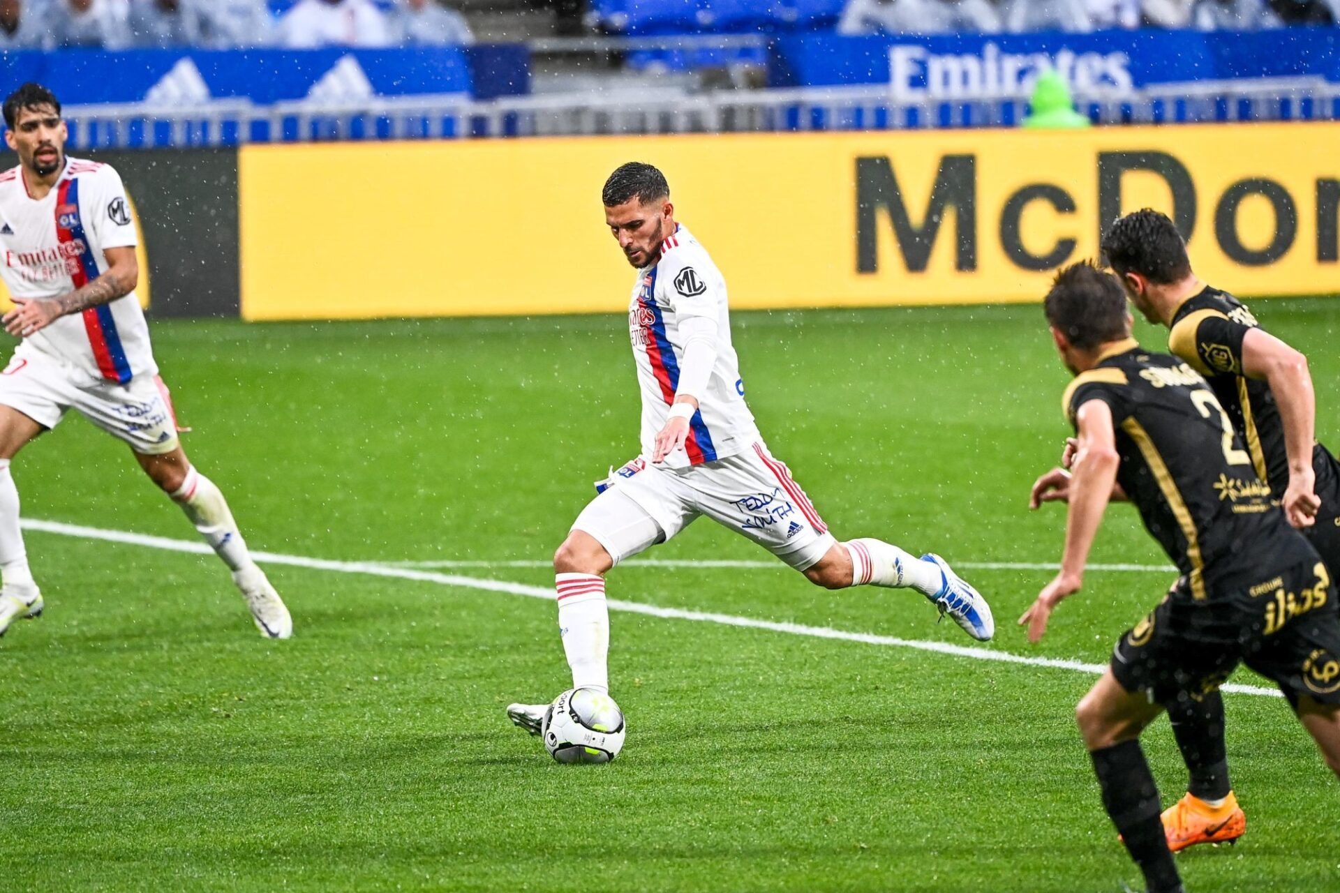 Houssem Aouar, joueur de l'OL, reste sur un doubl&eacute; le week-end dernier face &agrave; Montpellier (Icon Sport)