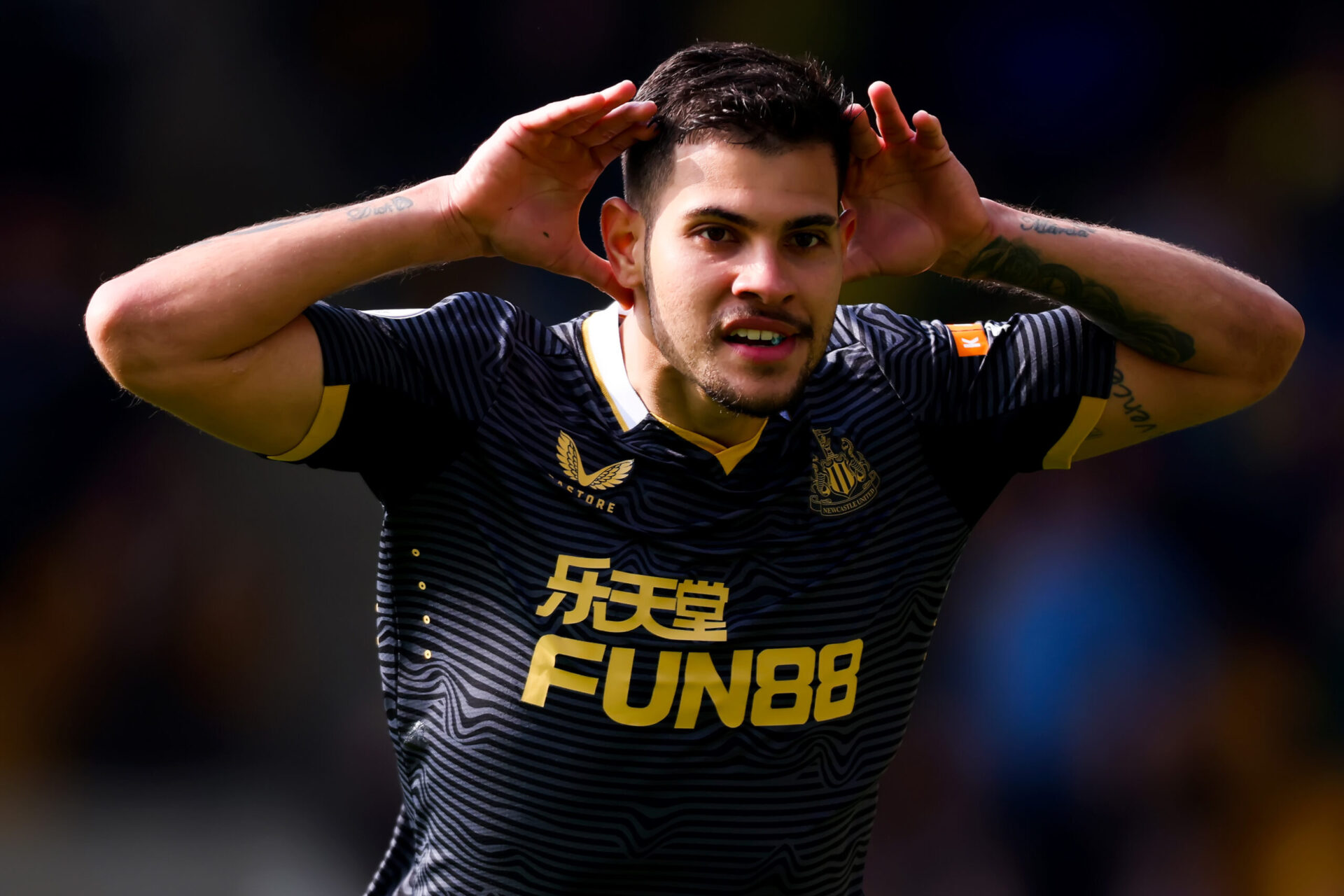 Bruno Guimaraes avec le maillot de Newcastle. / Icon Sport Bruno Guimaraes avec le maillot de Newcastle. / Icon Sport