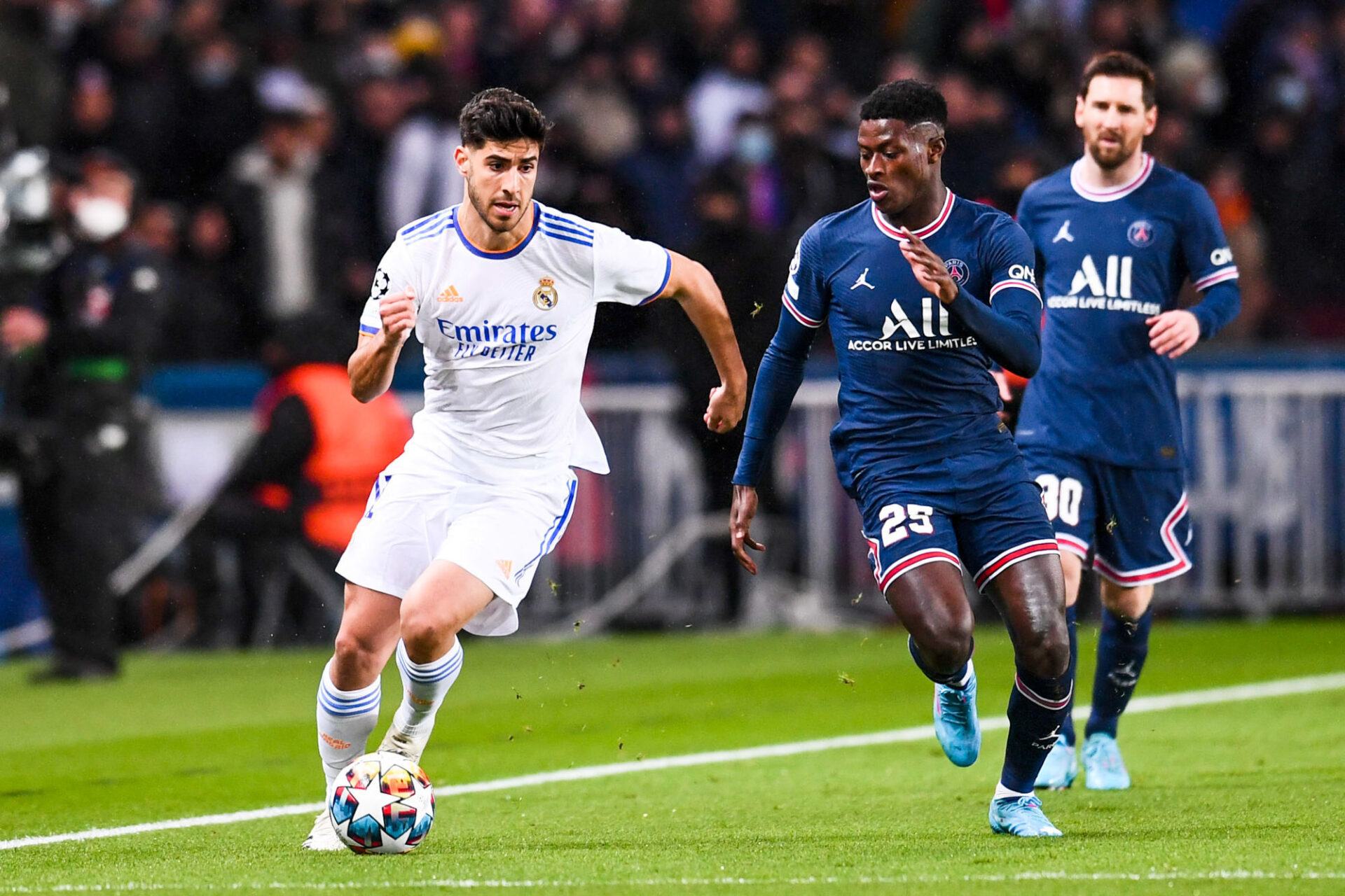 Nuno Mendes a séduit le PSG cette saison, y compris en Ligue des Champions (iconsport) Nuno Mendes a séduit le PSG cette saison, y compris en Ligue des Champions (iconsport)