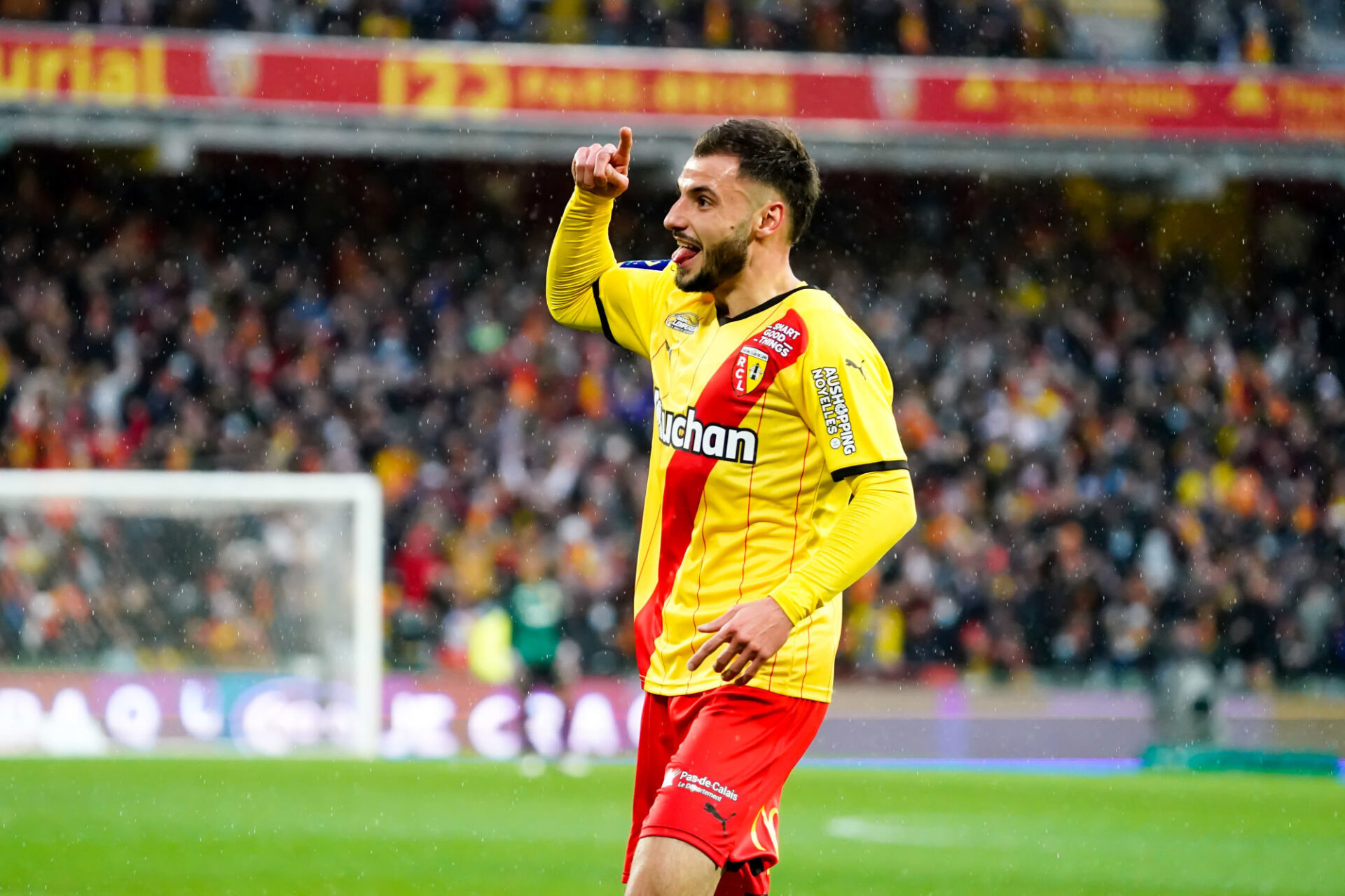 Jonathan Clauss, sous les couleurs du RC Lens. Icon Sport Jonathan Clauss, sous les couleurs du RC Lens. Icon Sport