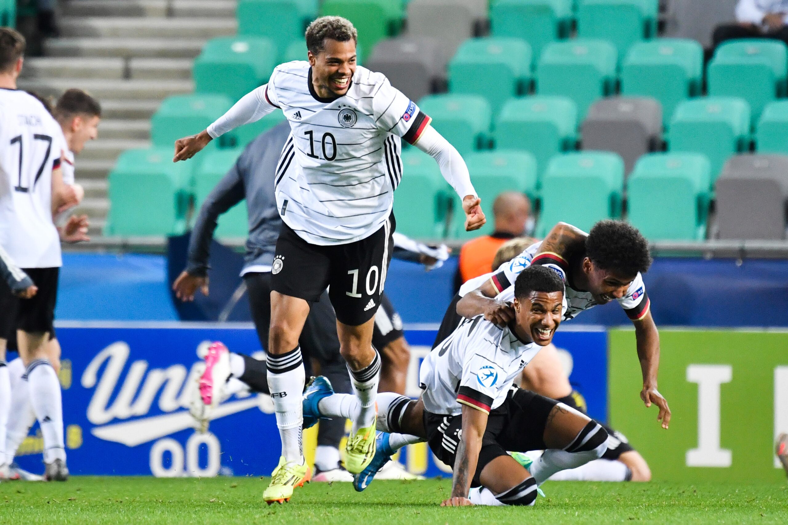 Karim Adeyemi (à droite) sous les couleurs de l'Allemagne (Icon Sport)