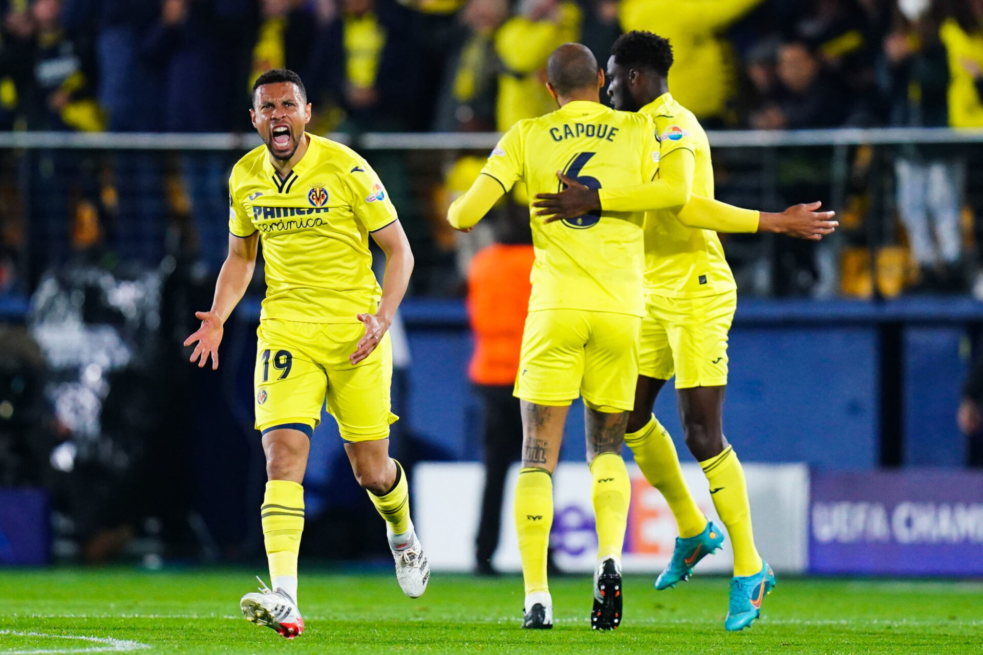 Les Fran&ccedil;ais Etienne Capoue et Francis Coquelin sonnent la r&eacute;volte de Villarreal face &agrave; Liverpool (iconsport)
