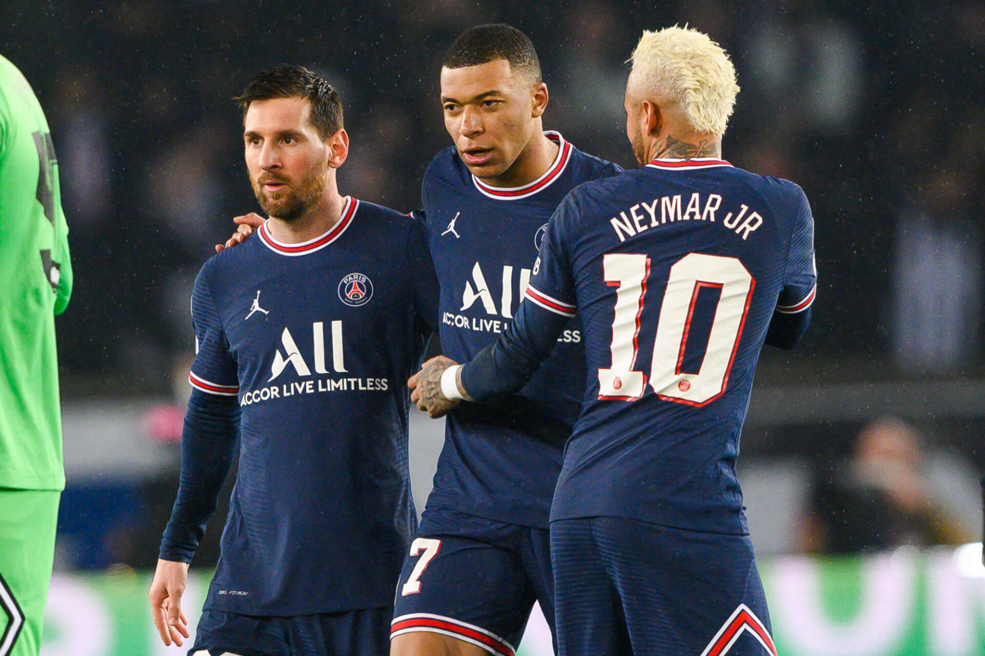Xavi r&ecirc;ve d'une attaque comme celle du PSG (Icon Sport)