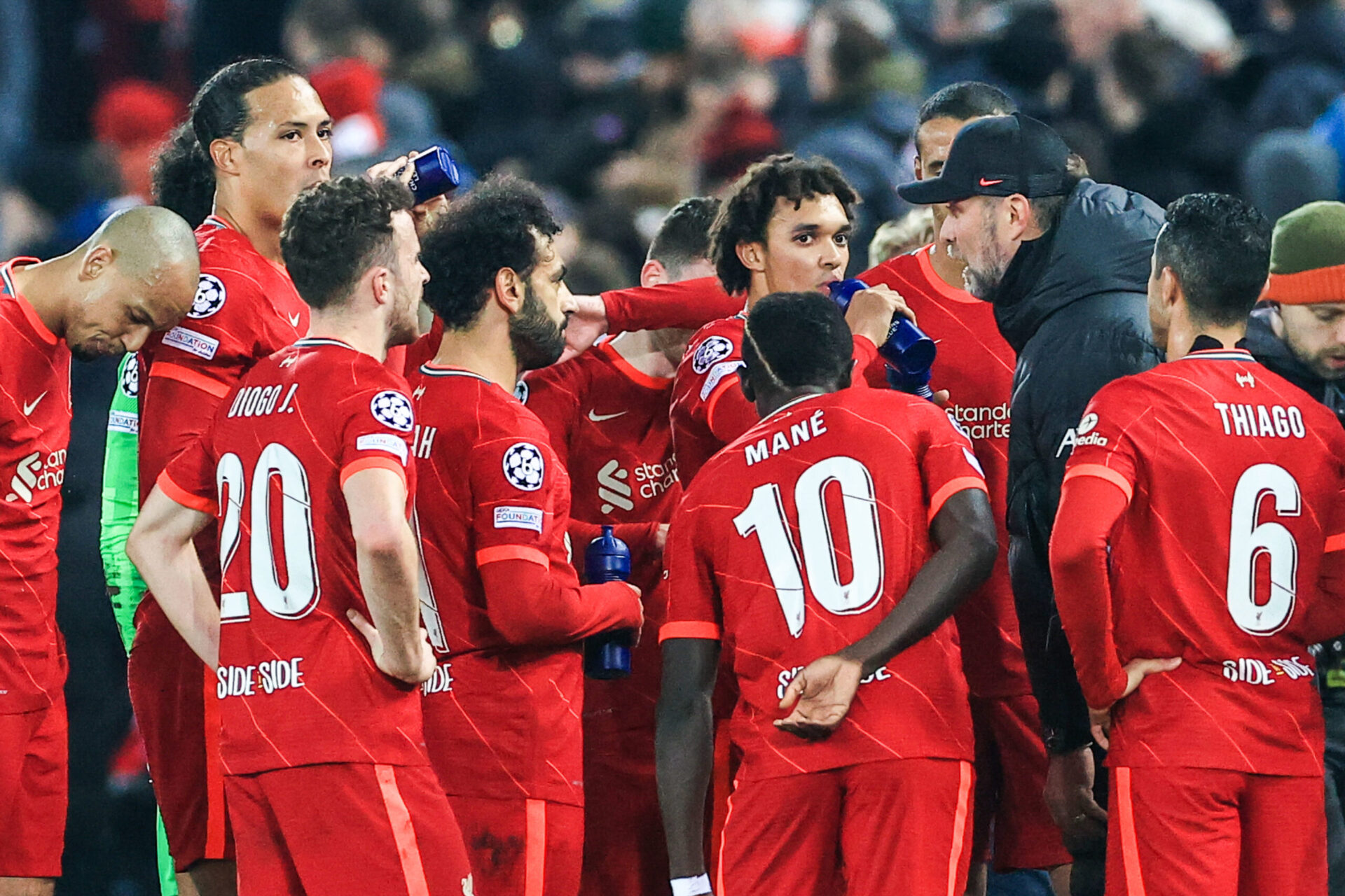 J&uuml;rgen Klopp est particuli&egrave;rement proche de ses joueurs. (Icon Sport)